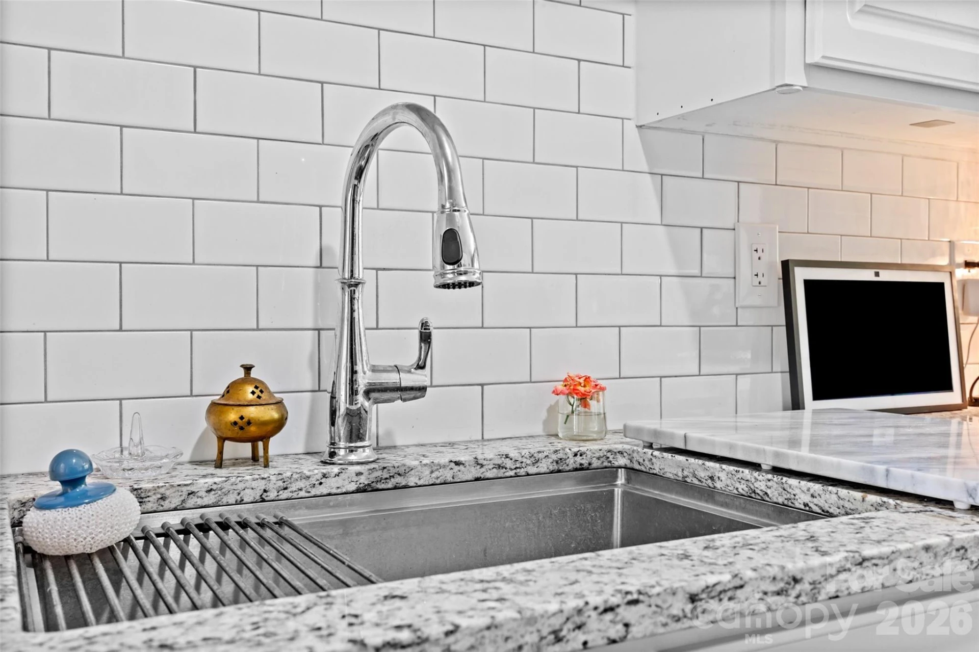 570 Saddlebrook Drive - Photo 11