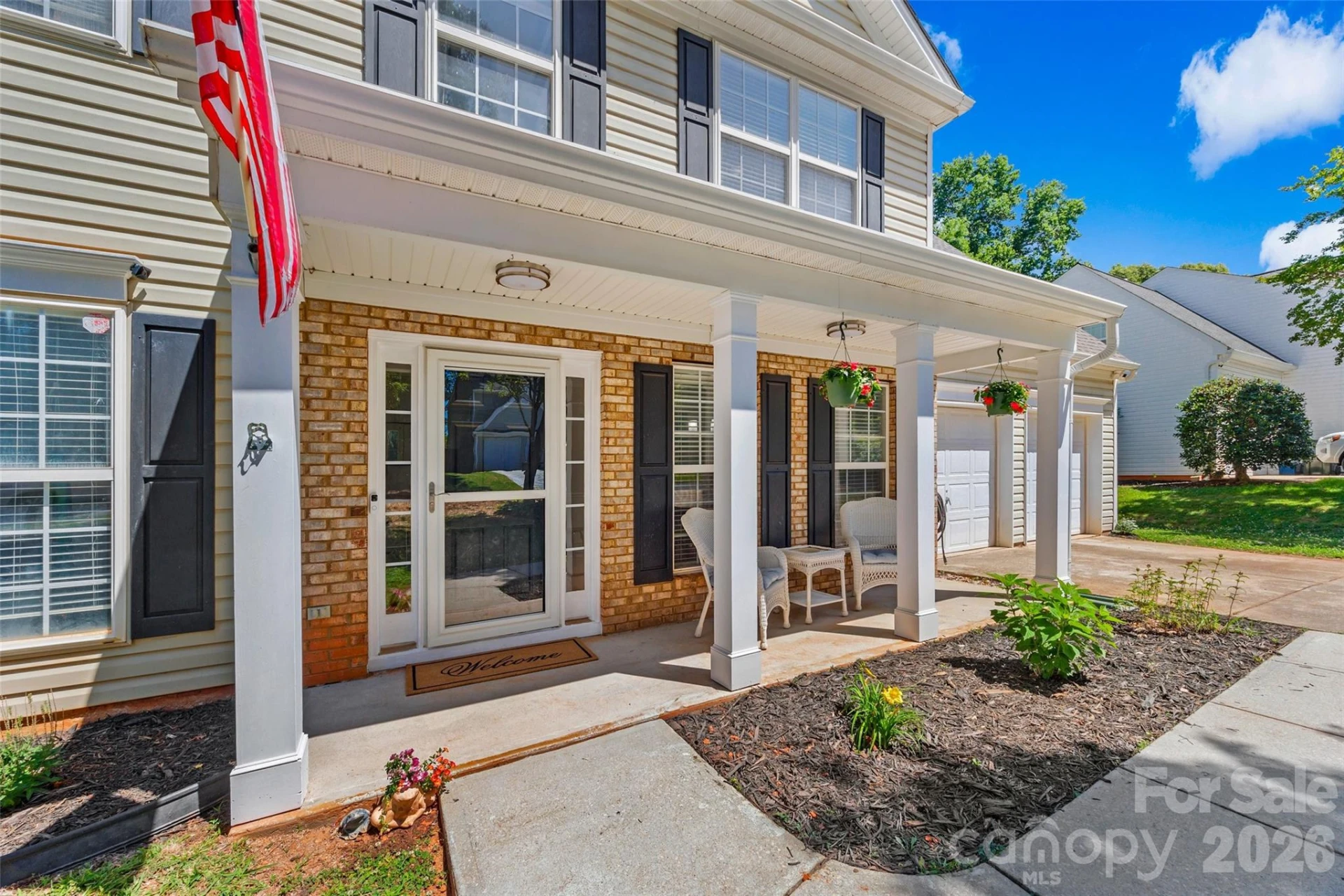 570 Saddlebrook Drive - Photo 3