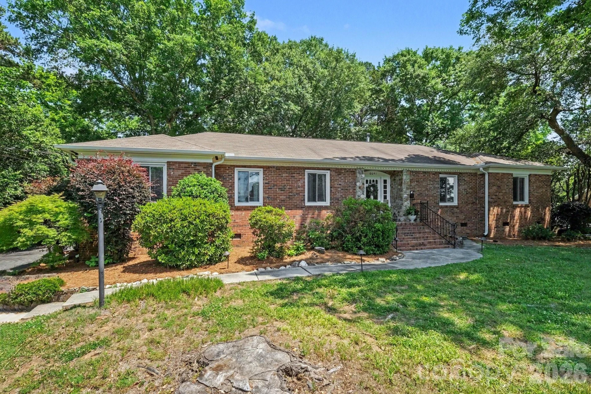 6641 Brookmeade Drive - Photo 3