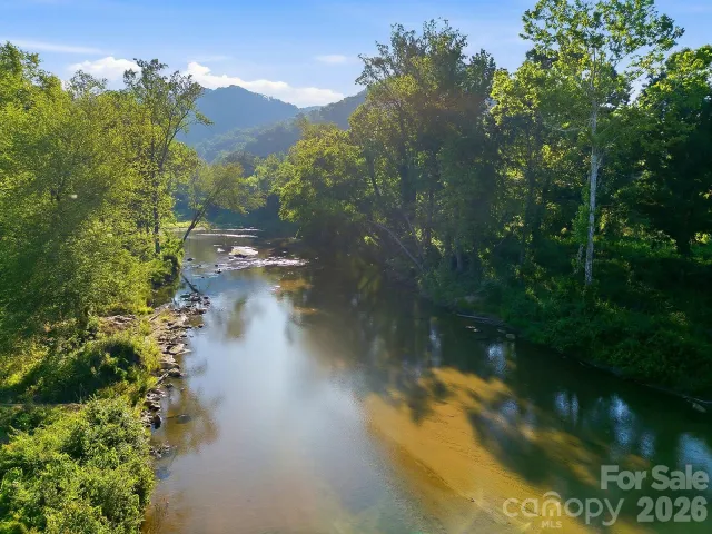 5373 Green River Cove Road, Saluda, NC, 28773
