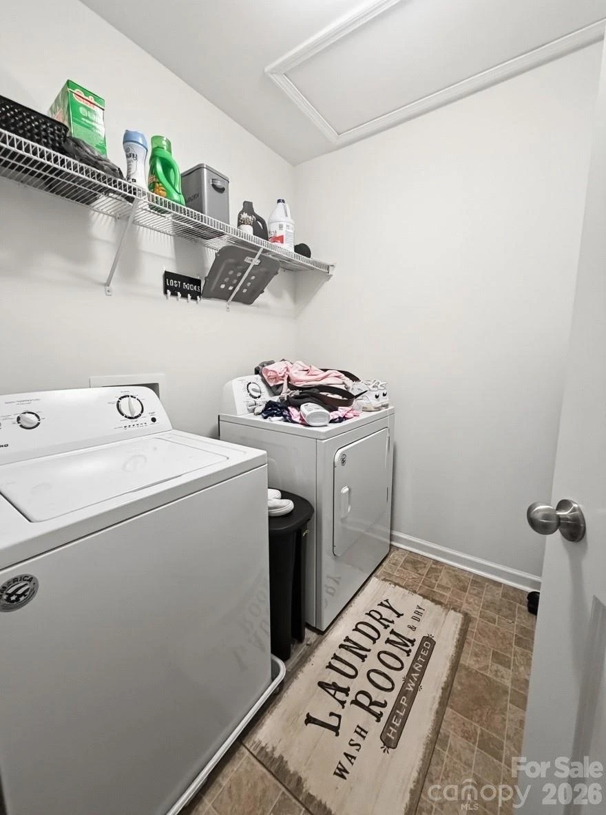 244 Amberly Circle - Photo 21