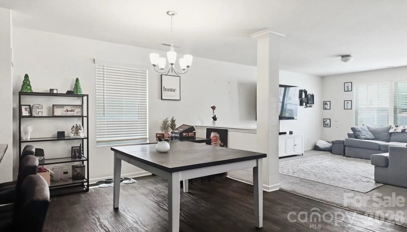 244 Amberly Circle - Photo 9