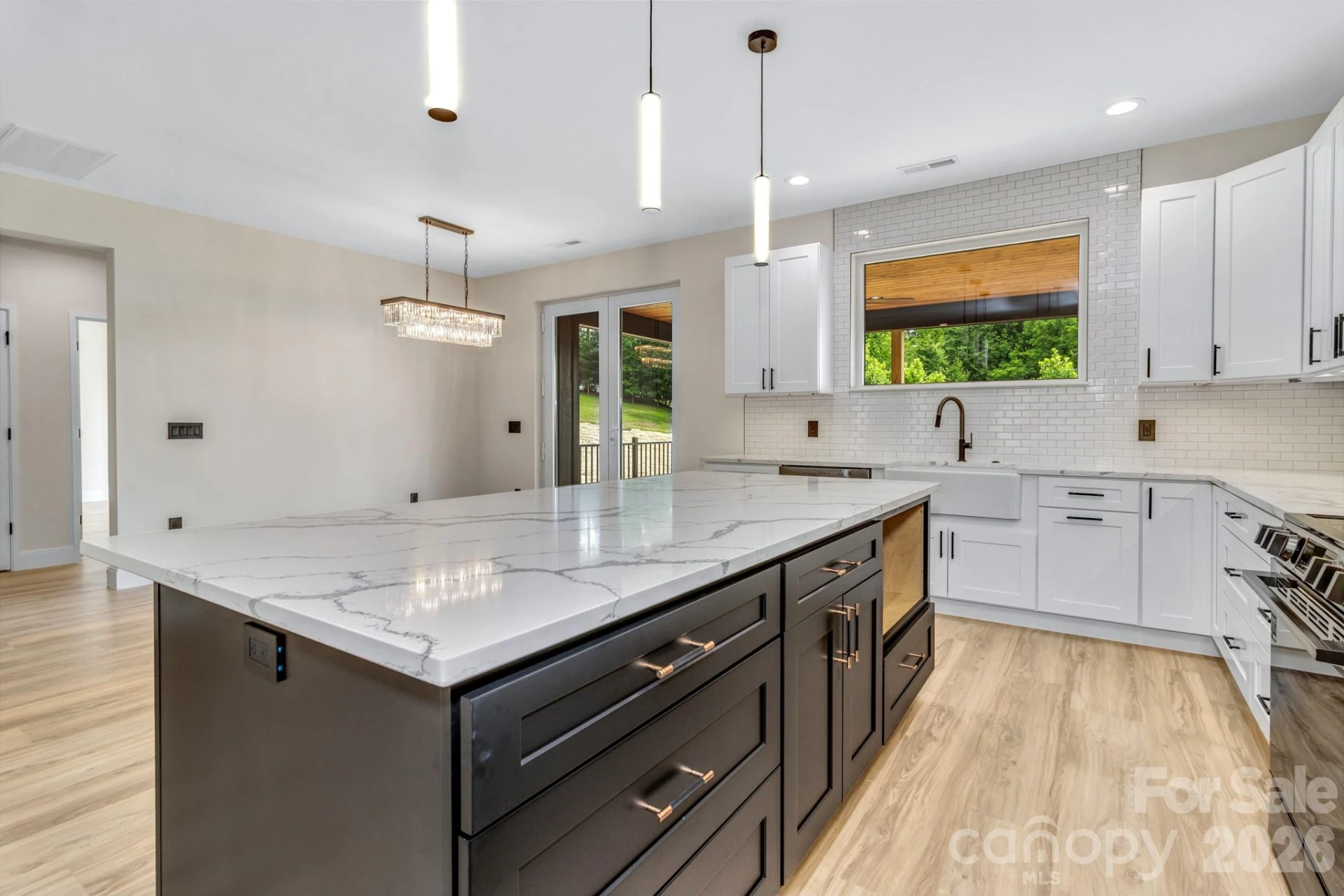 221 Coopers Drive - Photo 17