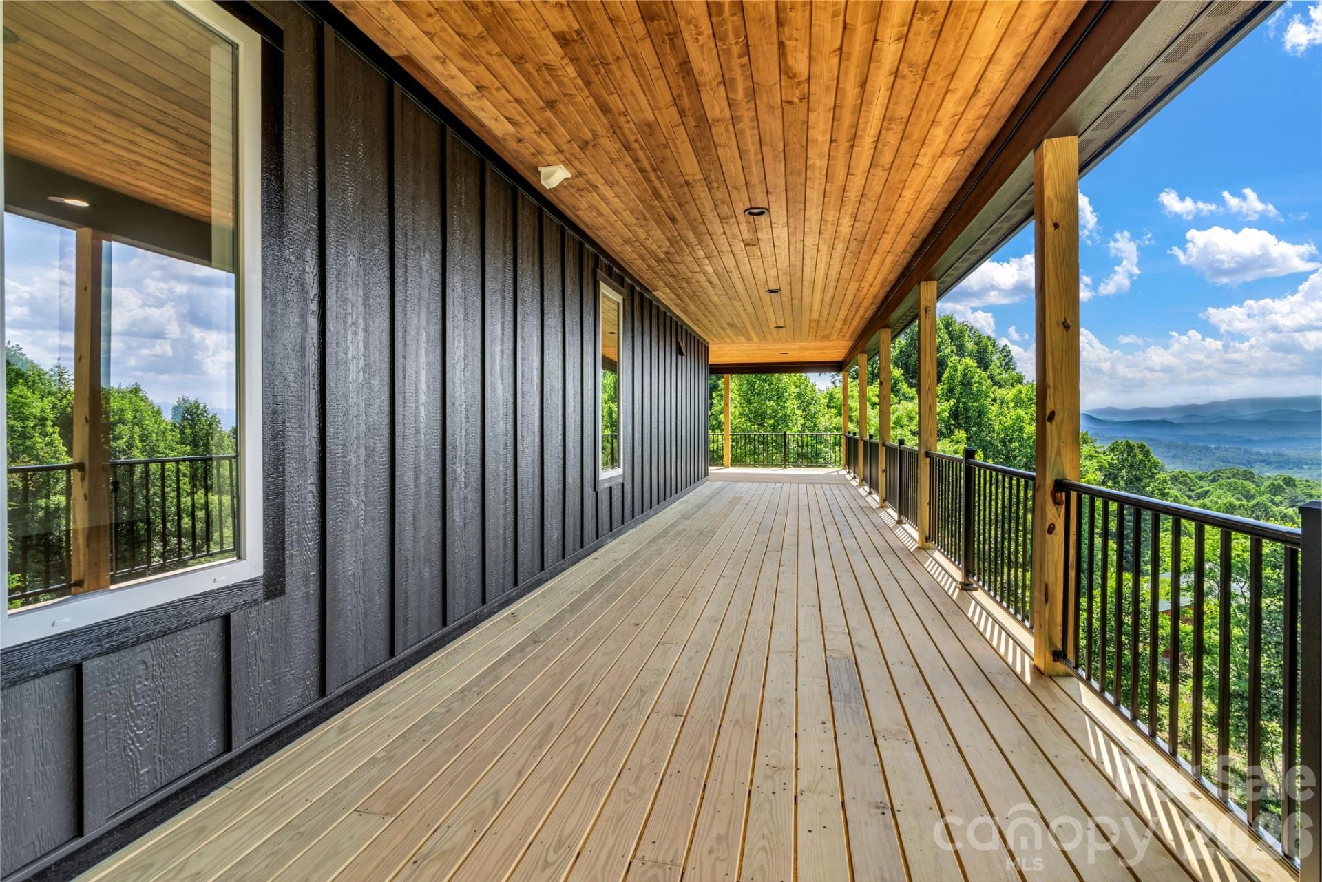 221 Coopers Drive - Photo 4
