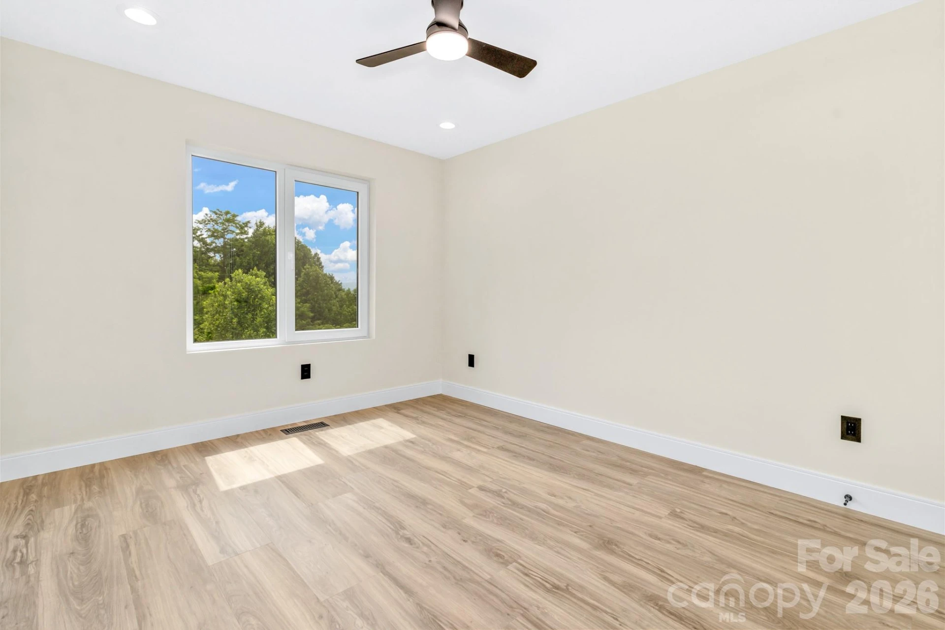 221 Coopers Drive - Photo 35