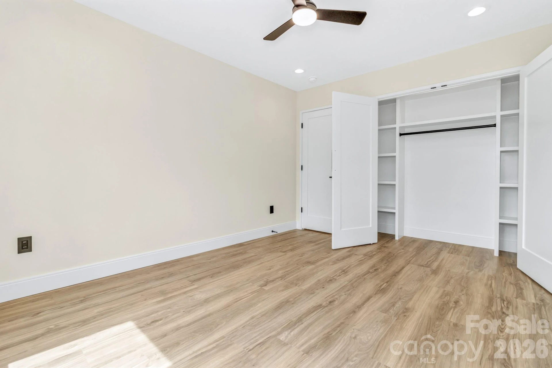 221 Coopers Drive - Photo 36