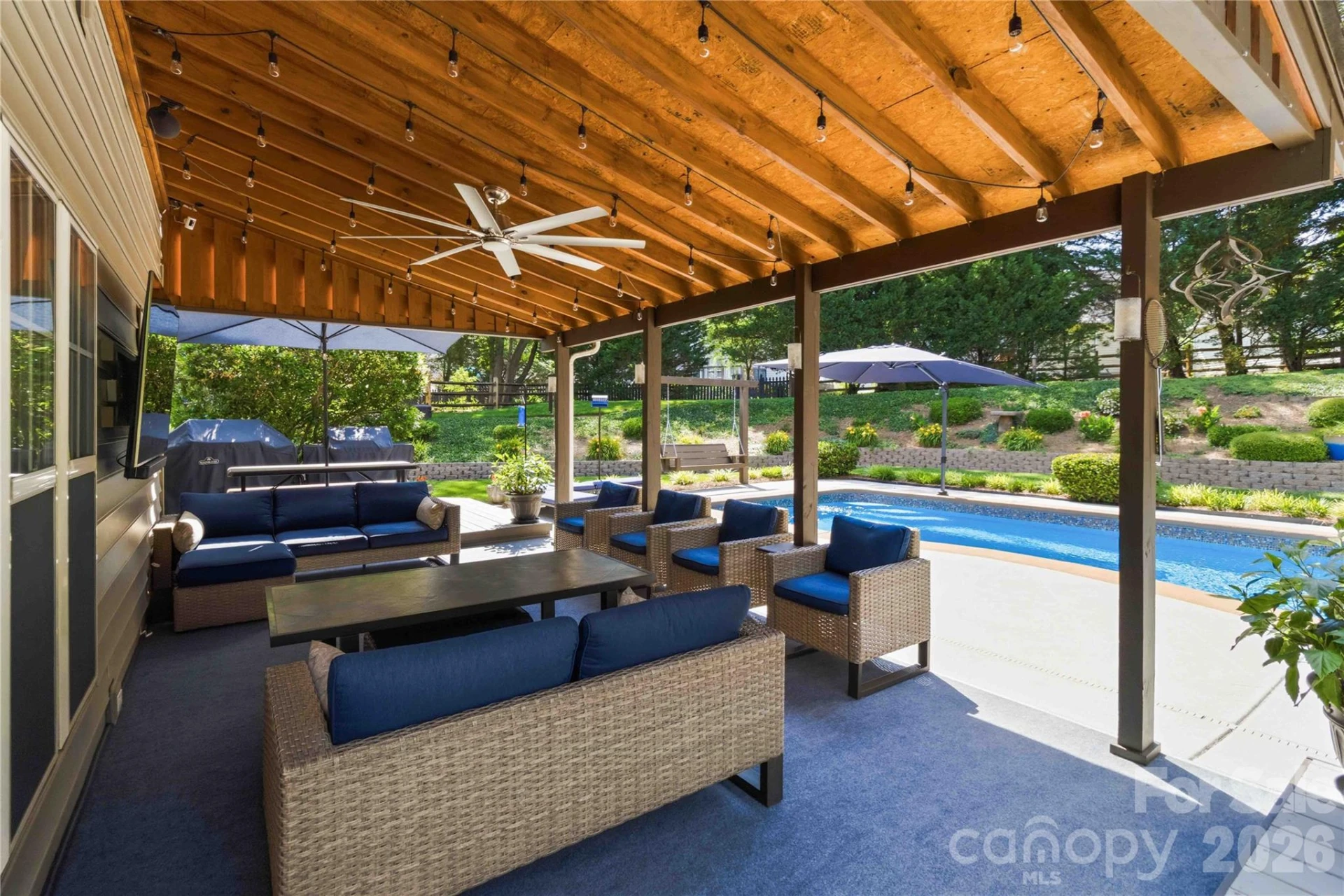 544 Saint George Road - Photo 11