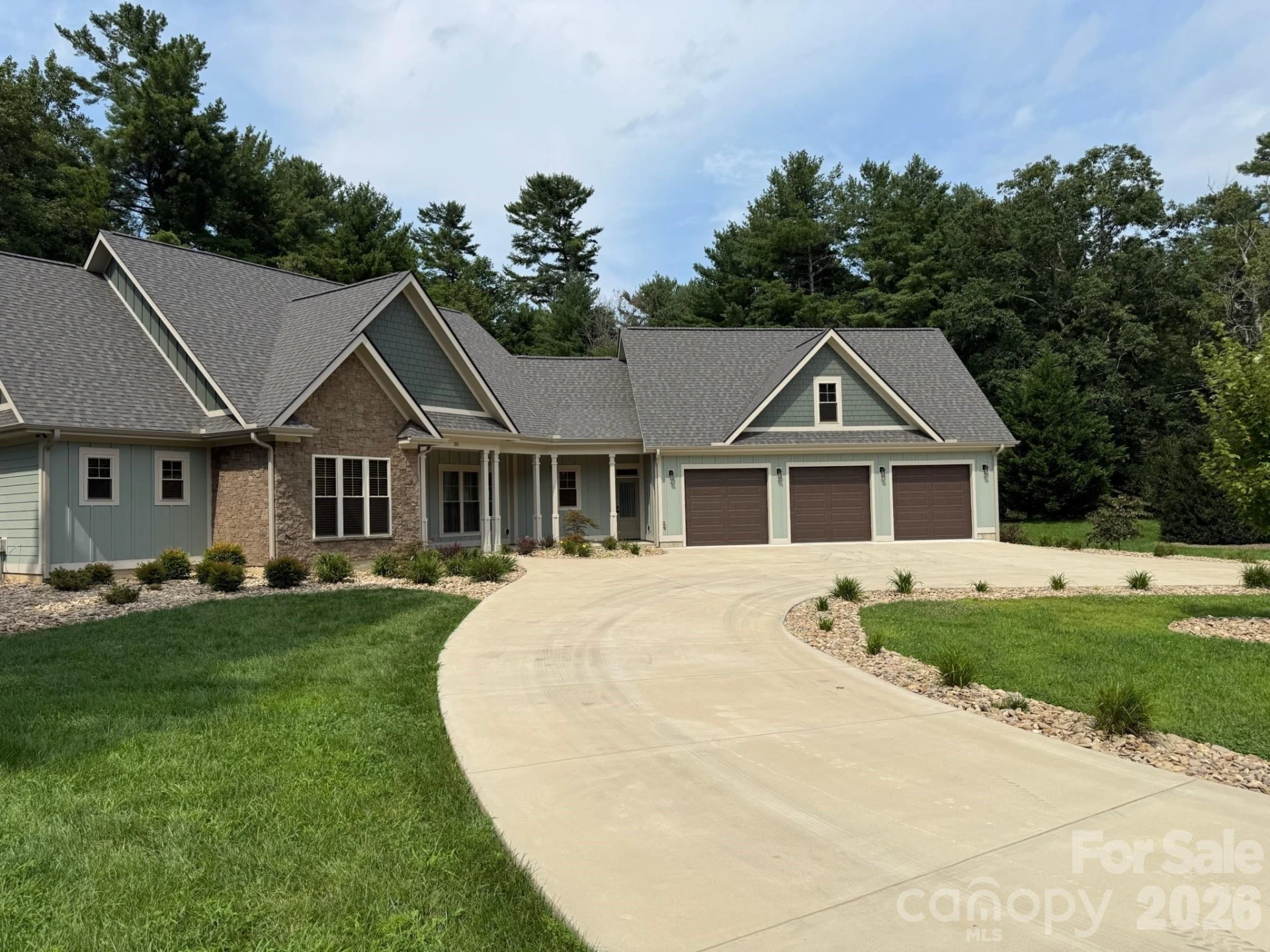 30 Shipman Parkway - Photo 2