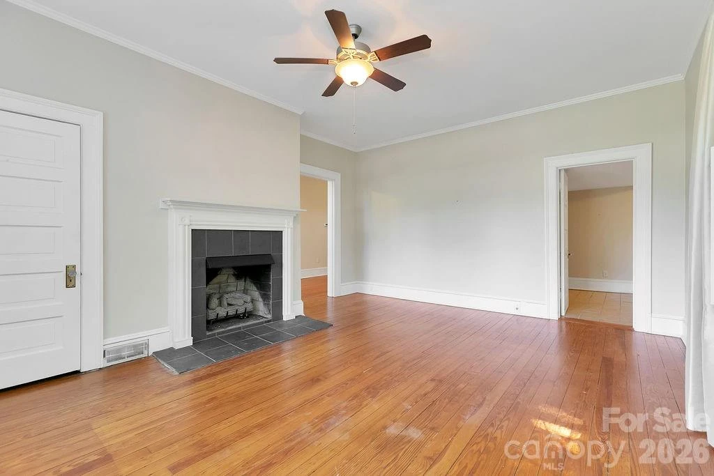 208 Probart Street - Photo 21