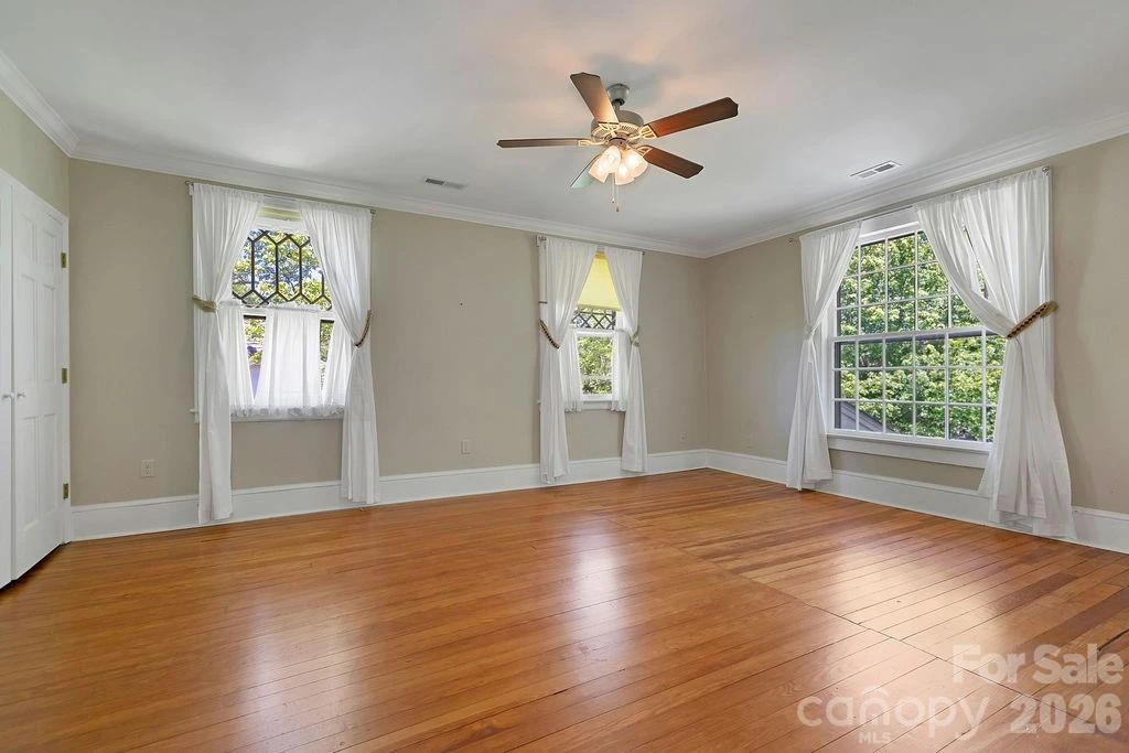 208 Probart Street - Photo 35