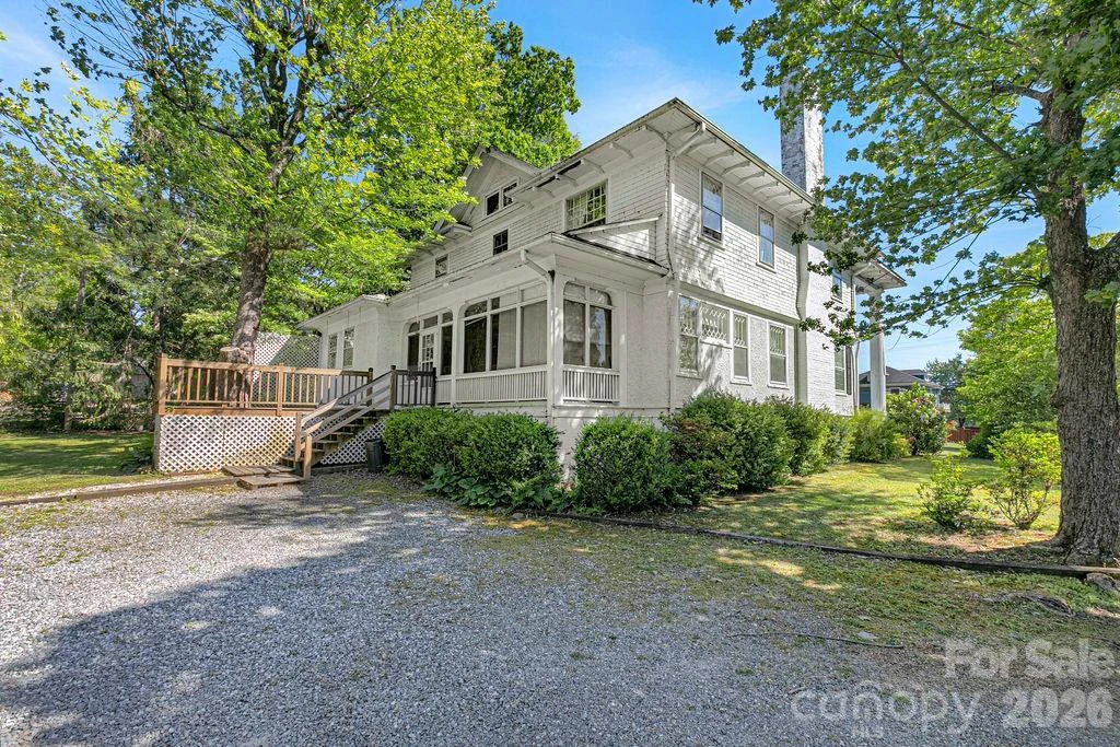 208 Probart Street - Photo 44