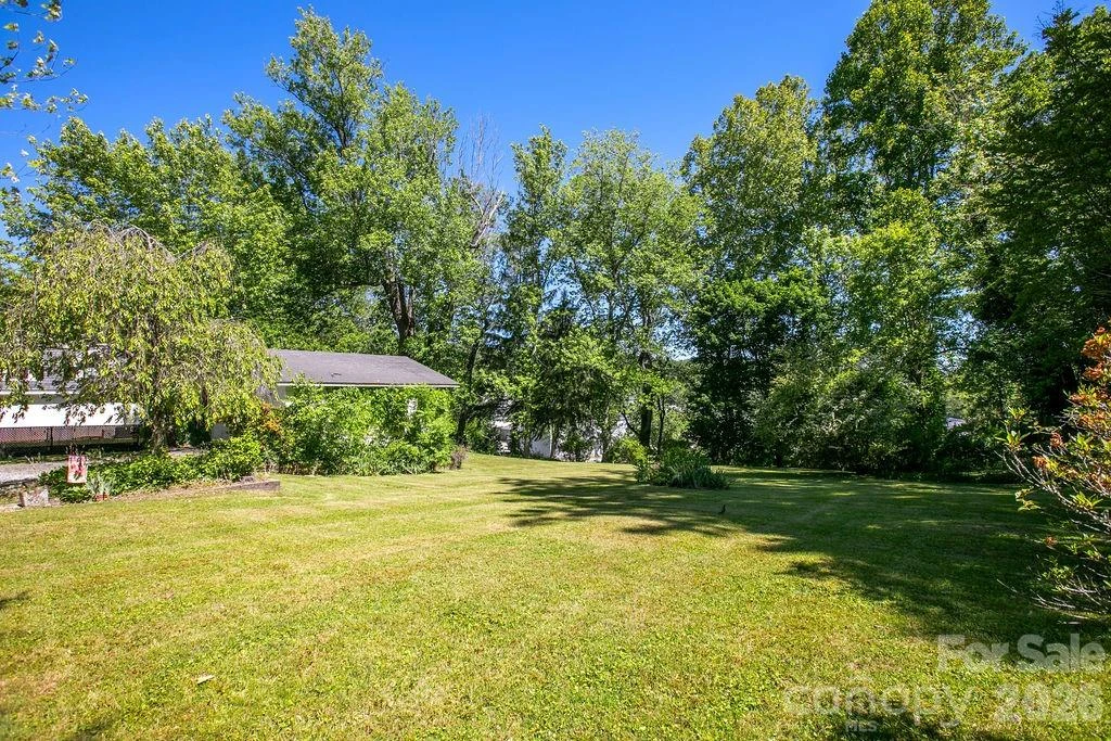 208 Probart Street - Photo 47