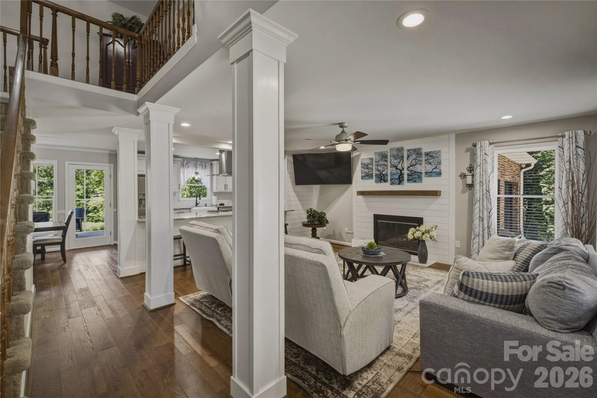 204 Constitution Drive - Photo 3