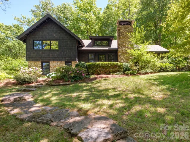 212 Shore Drive