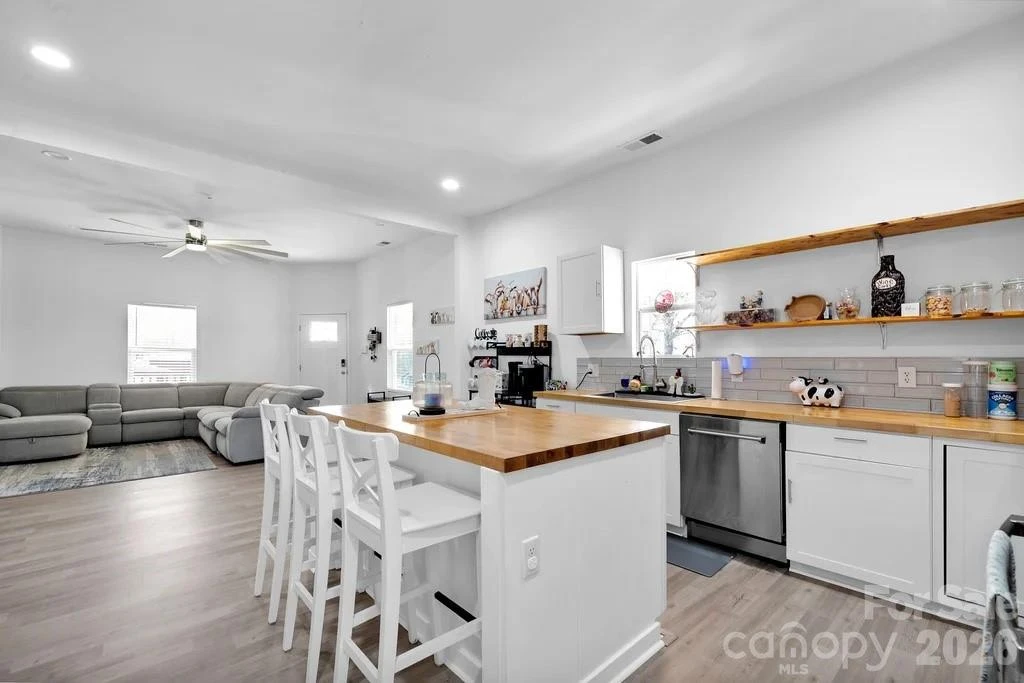 512 12th Street - Photo 10