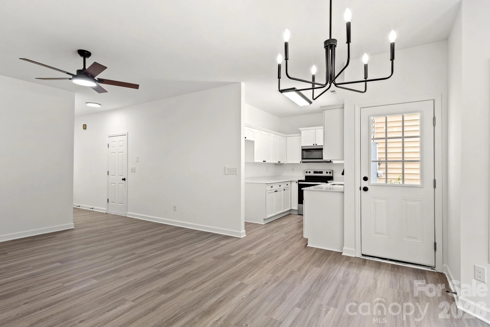5536 Franklin Springs Circle - Photo 13