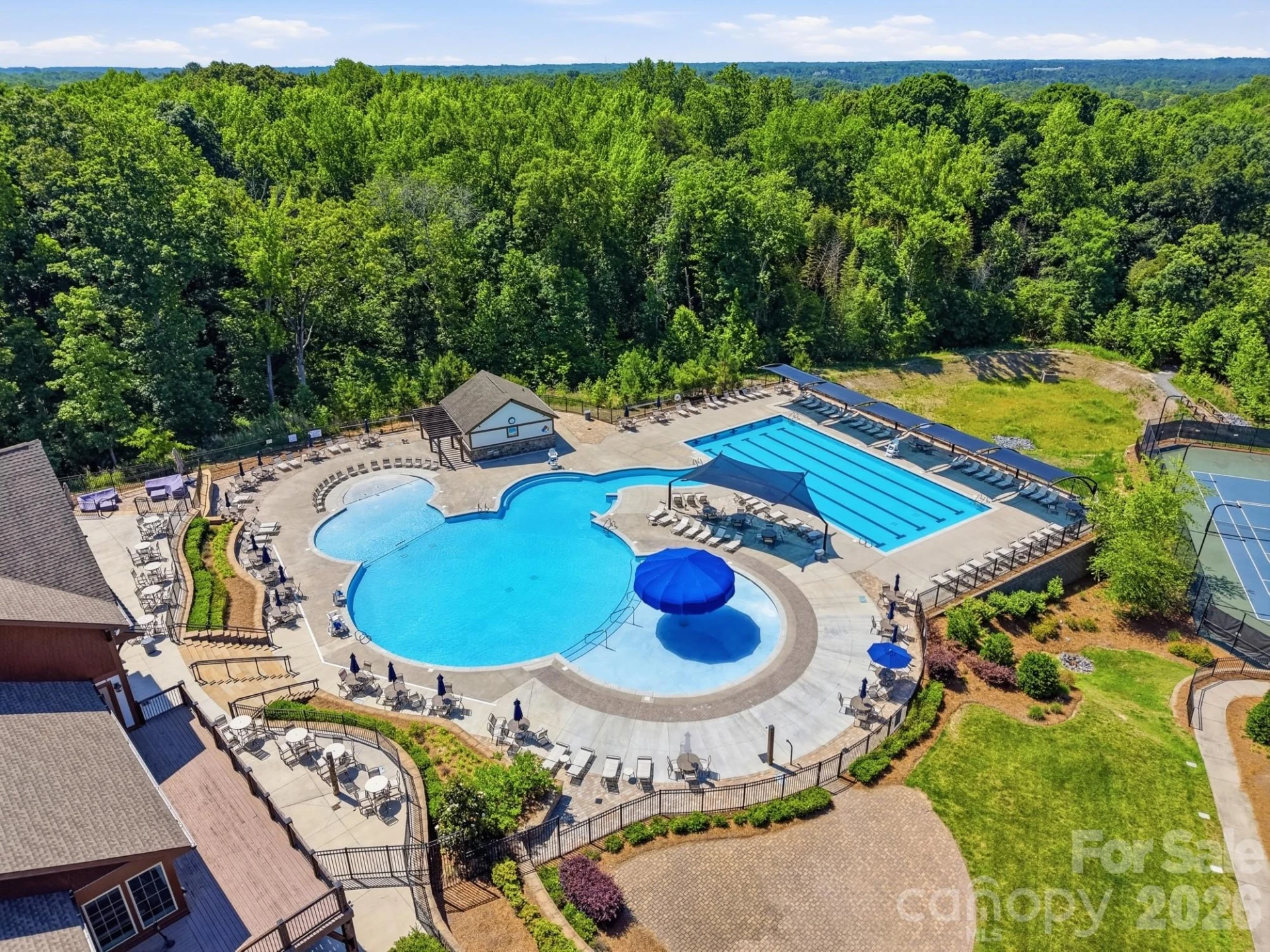1551 Shannon Falls Drive - Photo 45