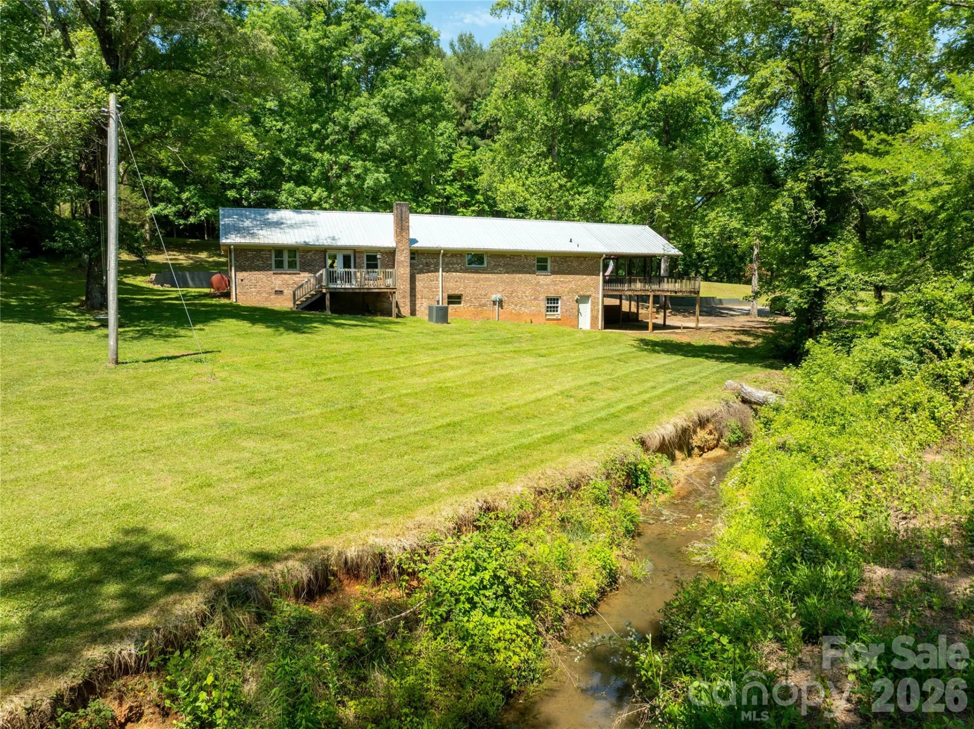 142 Pioneer Road - Photo 9