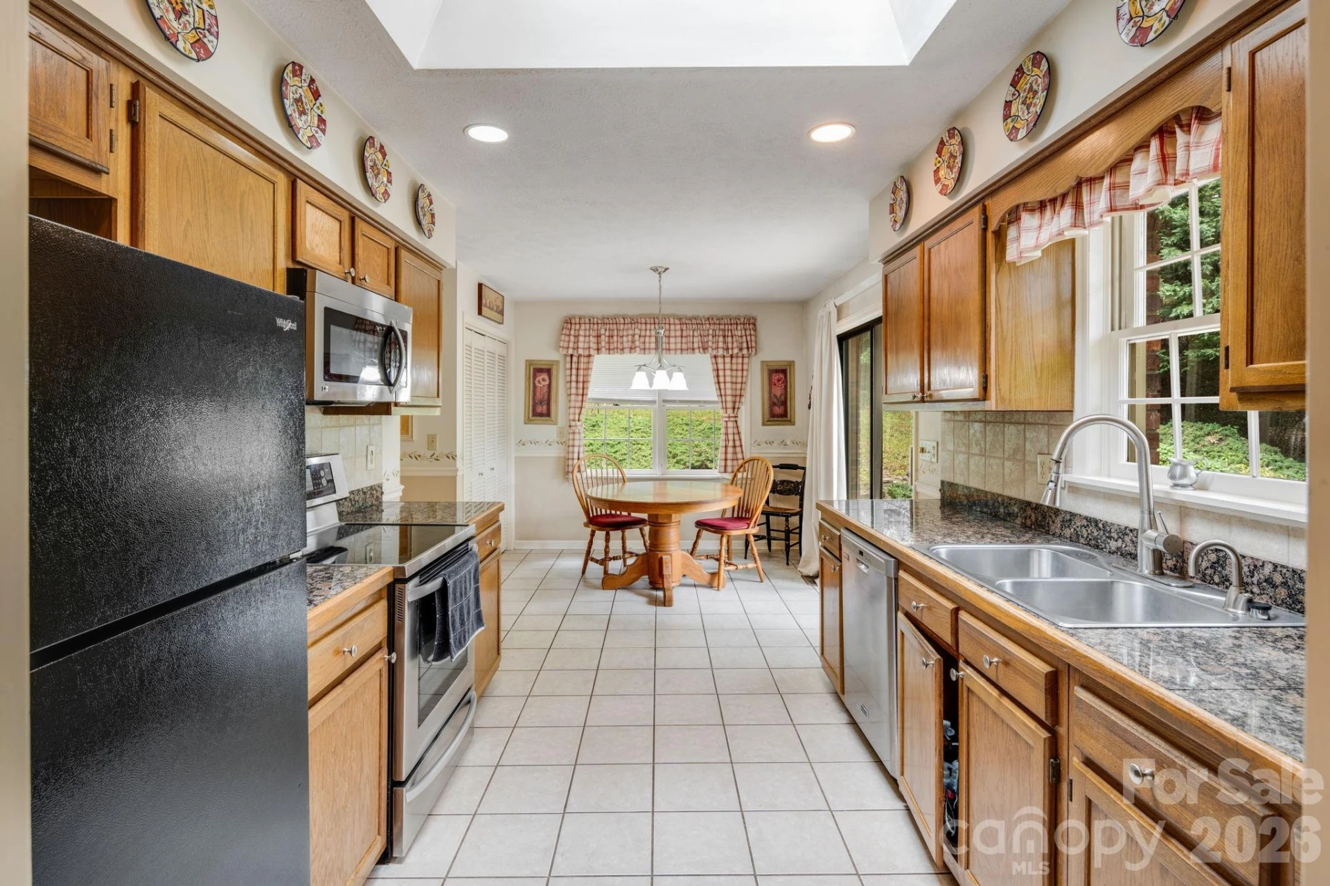 636 Goldview Drive - Photo 12
