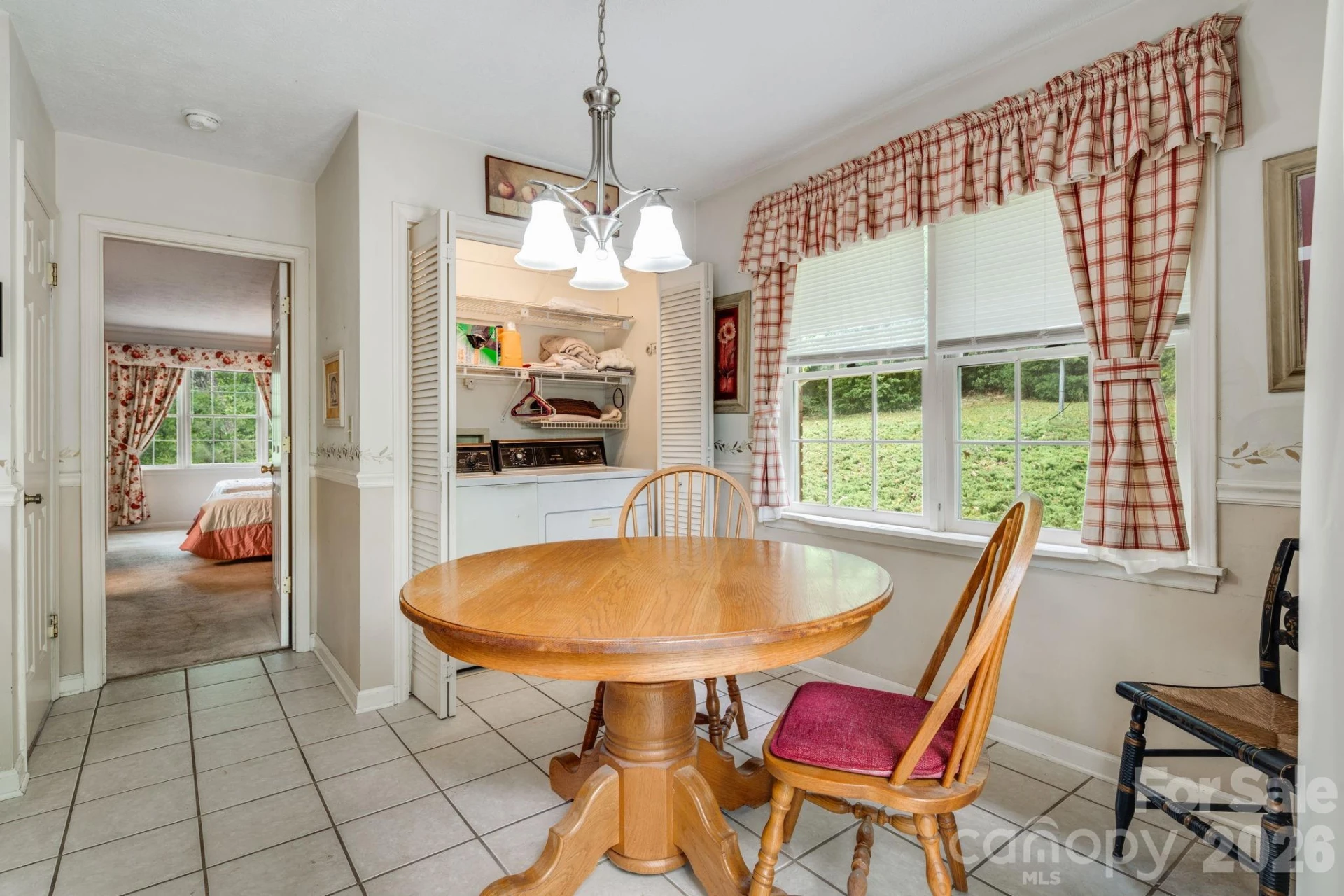 636 Goldview Drive - Photo 13