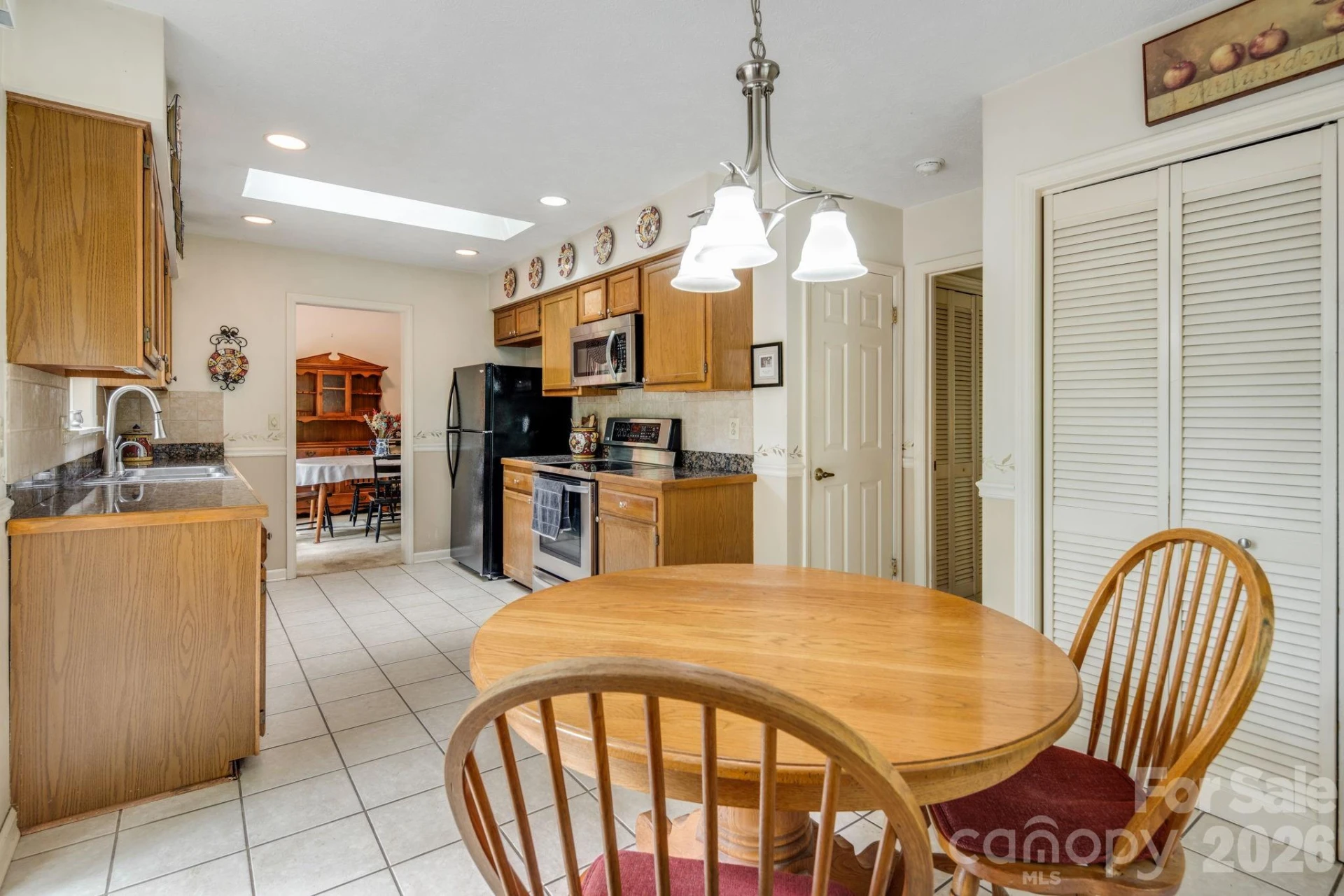 636 Goldview Drive - Photo 14
