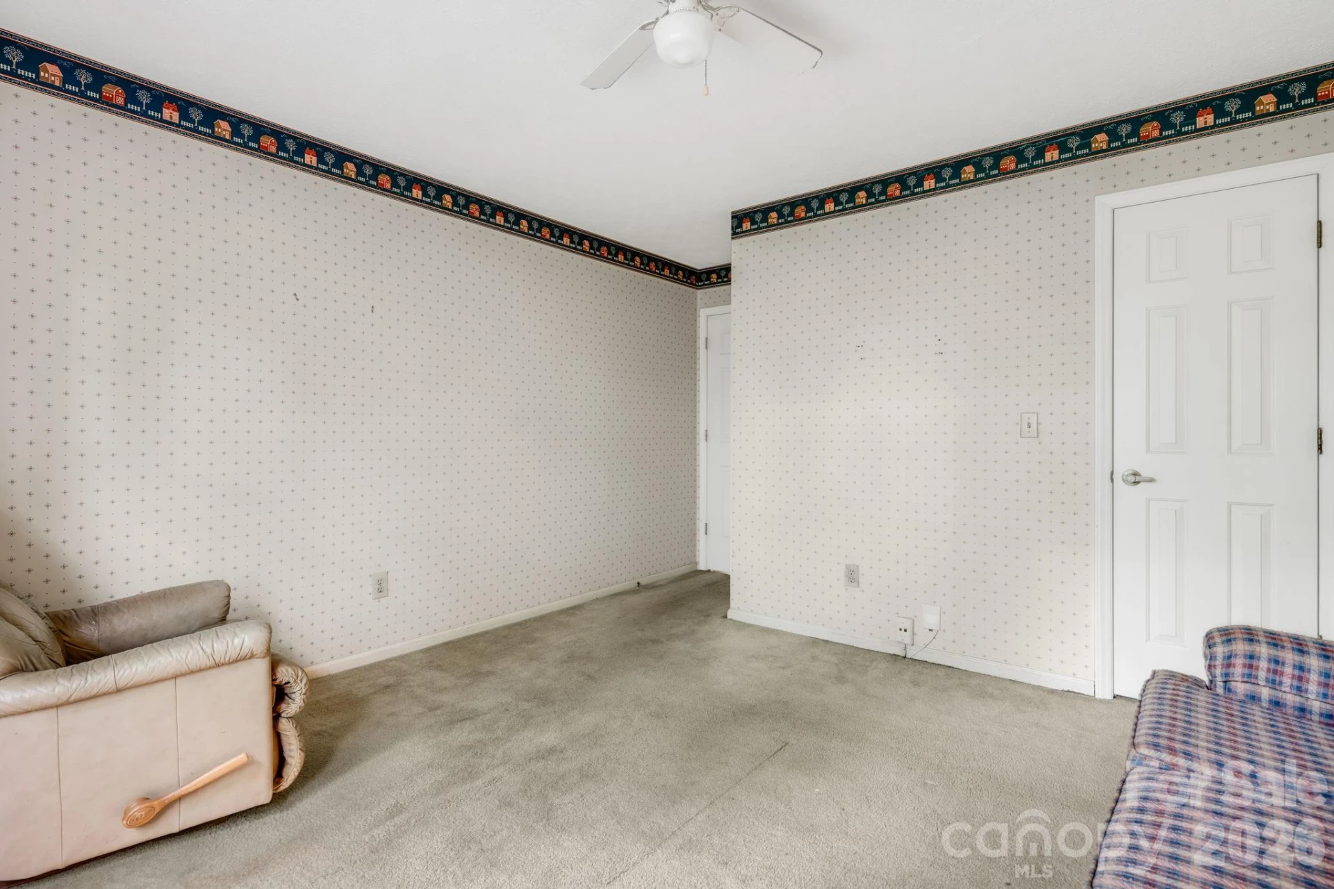 636 Goldview Drive - Photo 19