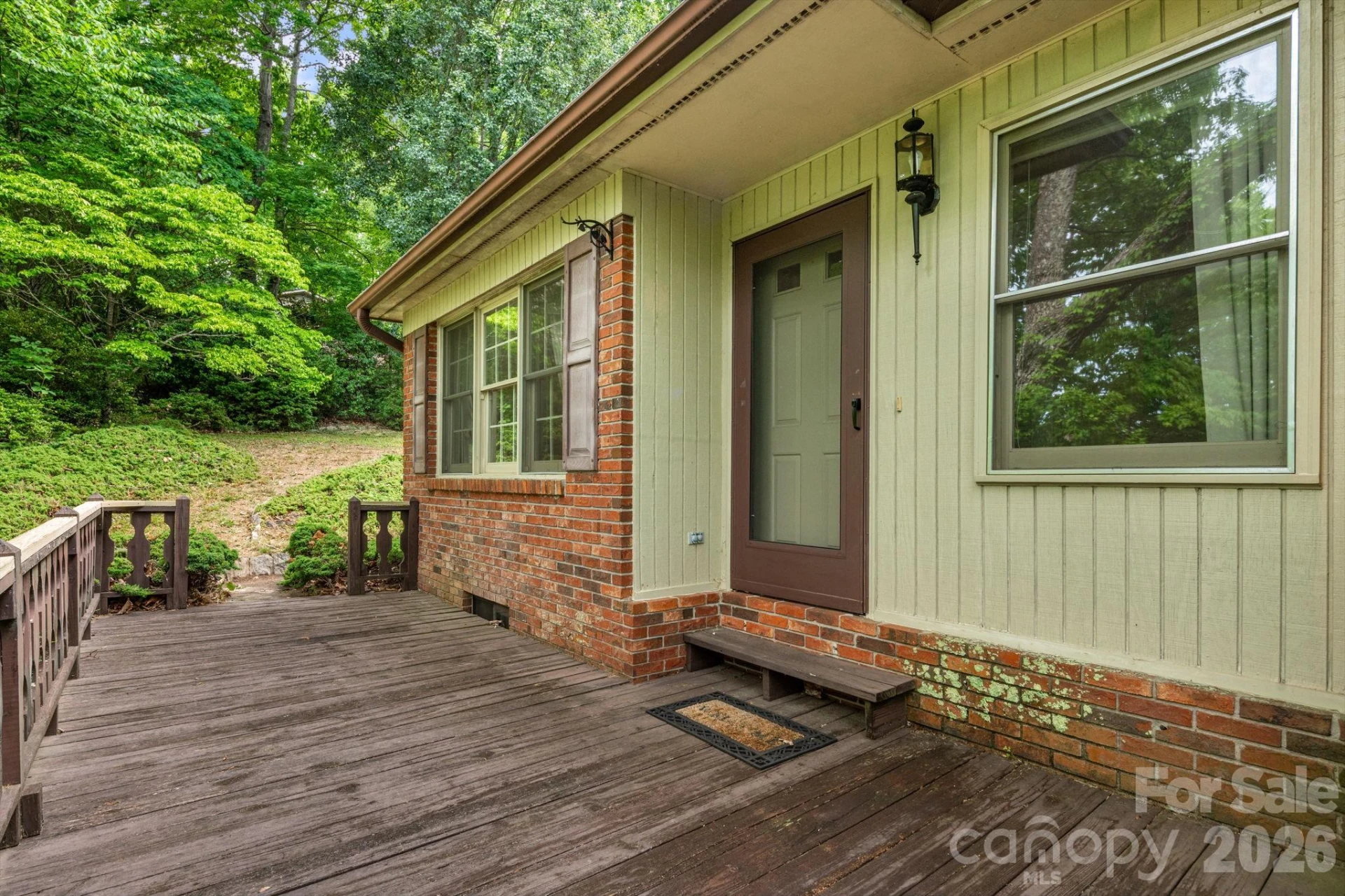 636 Goldview Drive - Photo 6