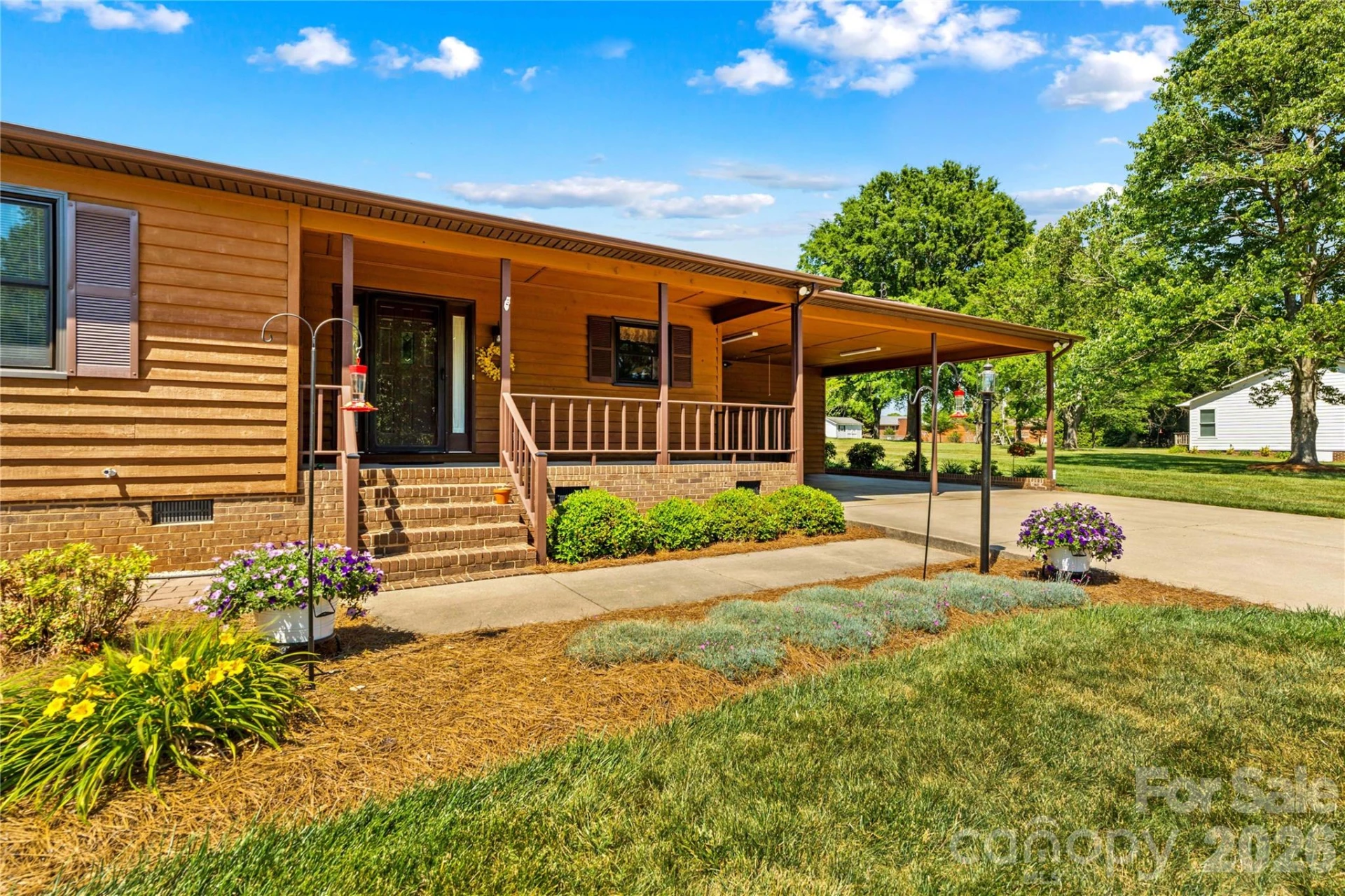 158 Bonnie Lane - Photo 2