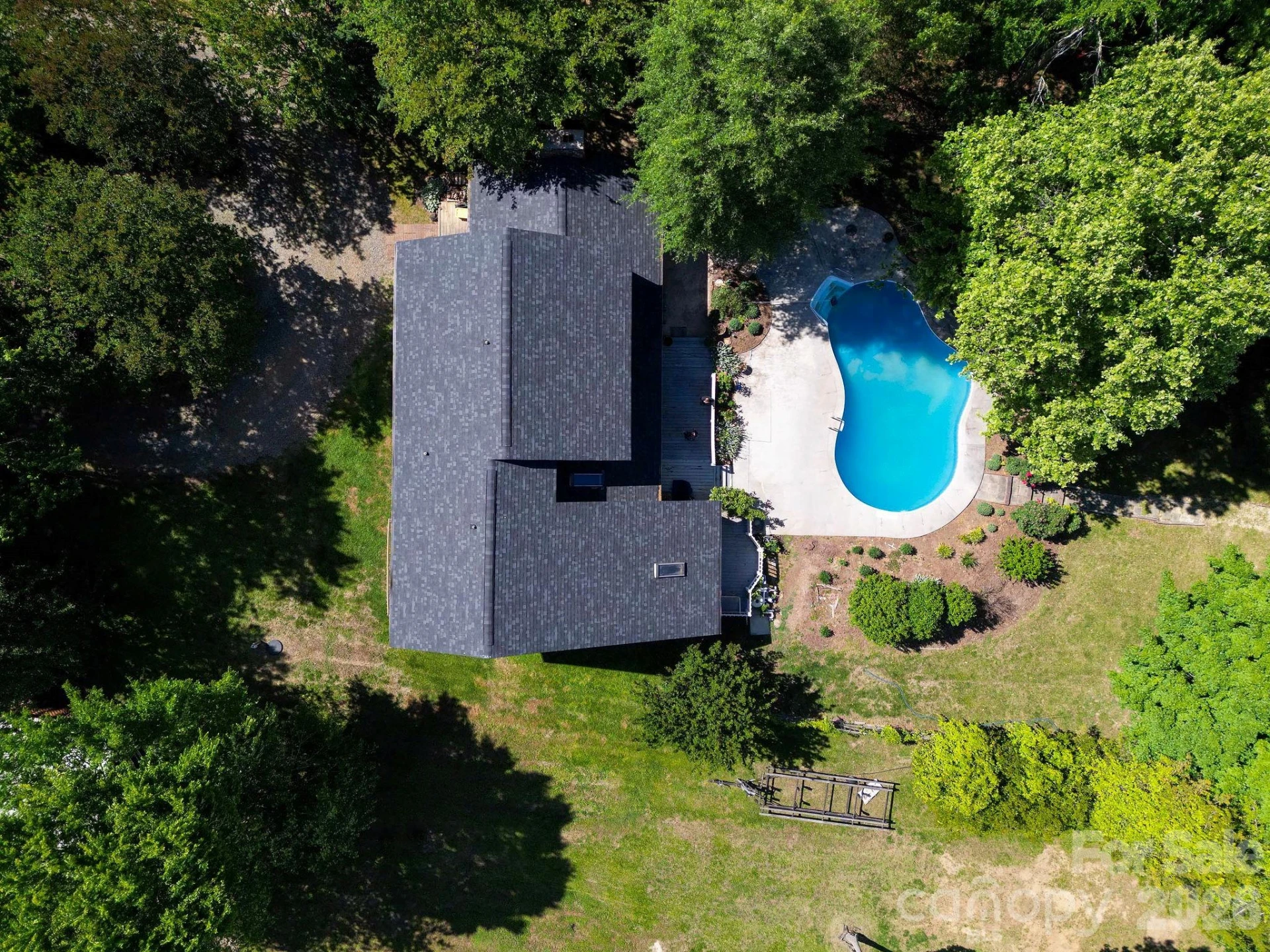 540 Waters Road - Photo 2