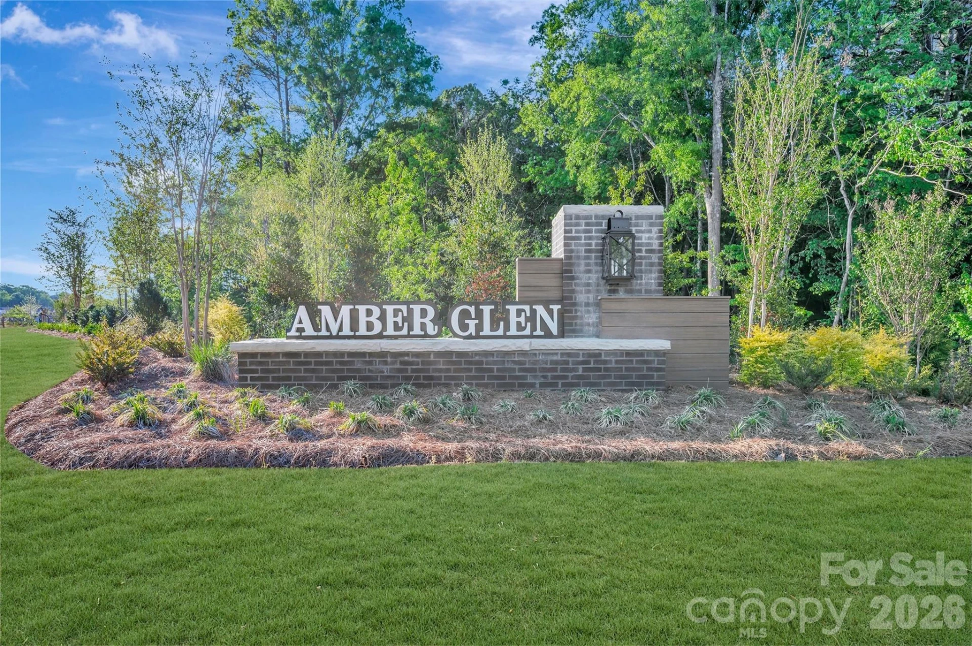 233 Amber Glen Drive - Photo 4