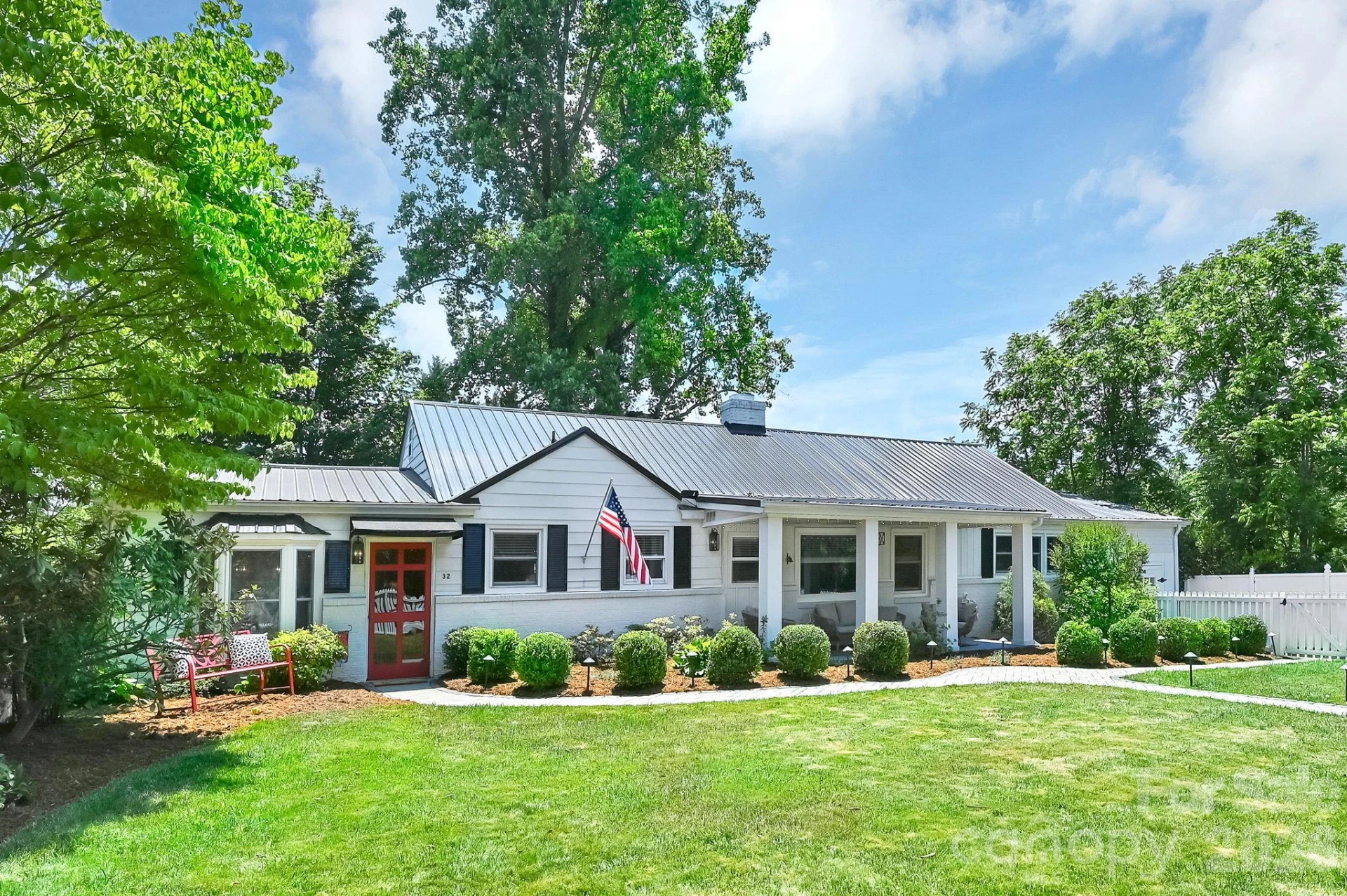 32 Central Avenue - Photo 2