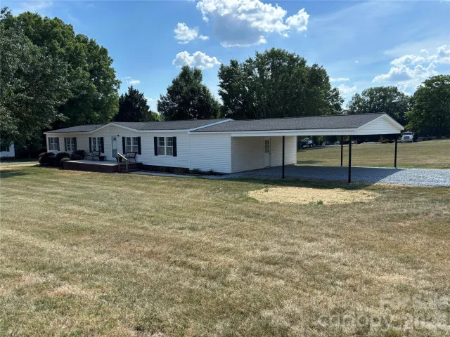 559 School Drive, Taylorsville, NC, 28681