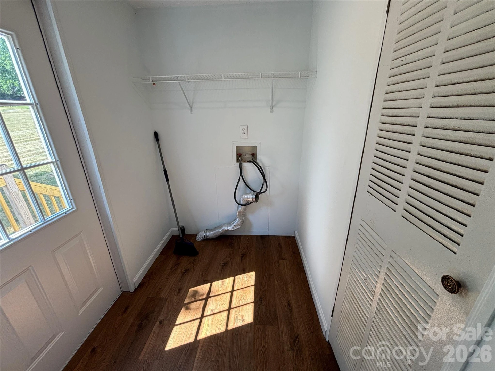 559 School Drive - Photo 23