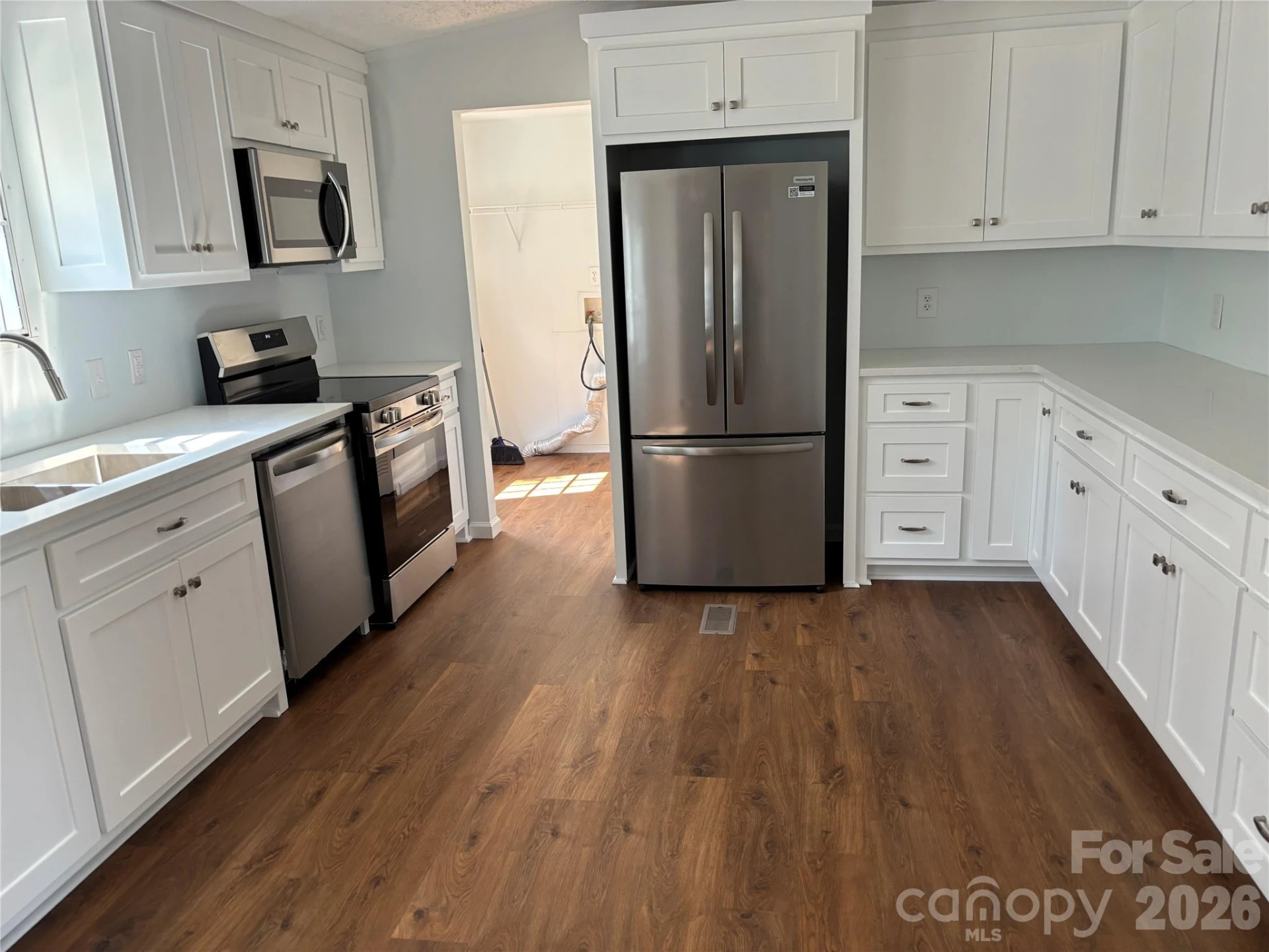 559 School Drive - Photo 31