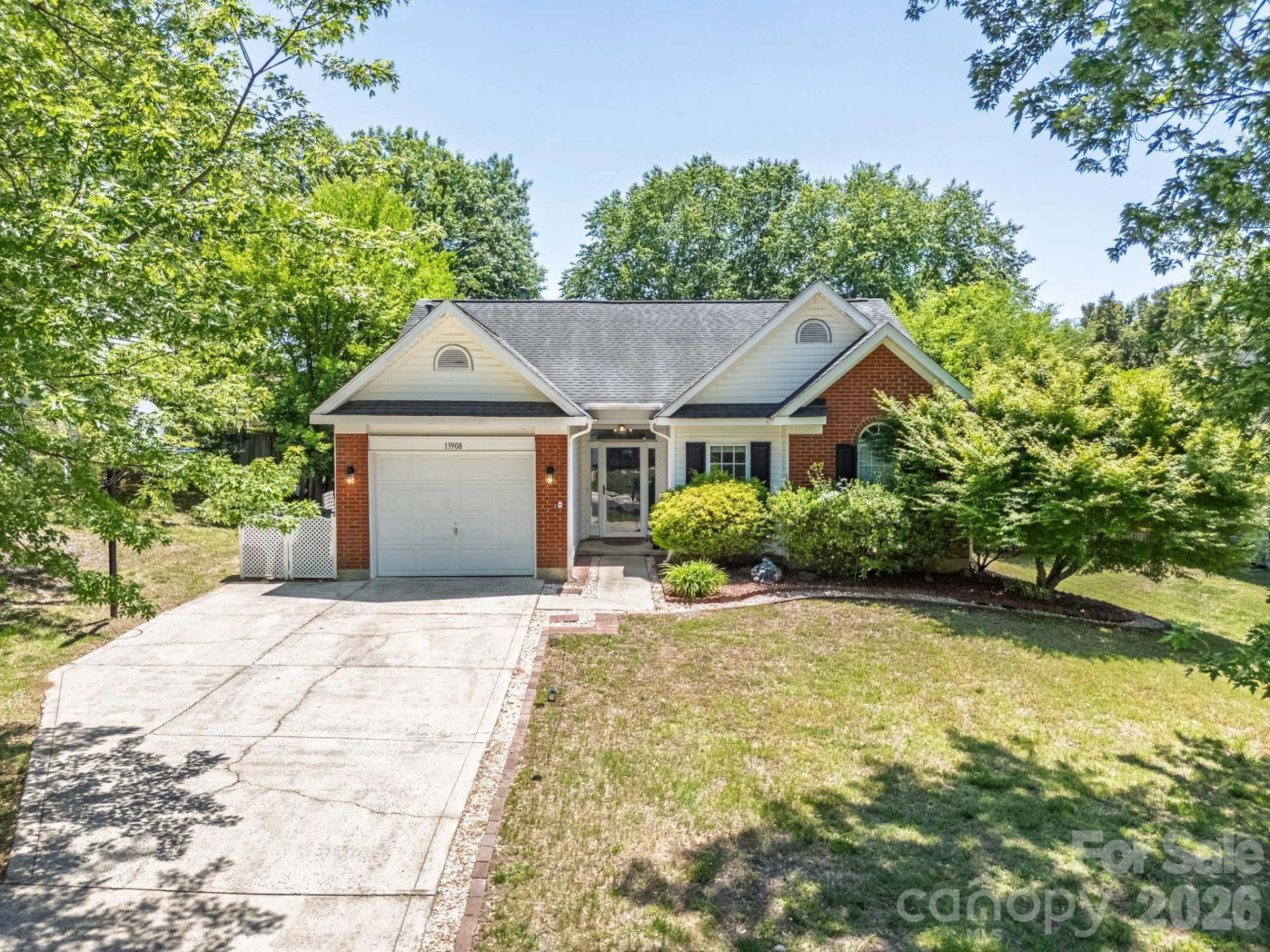 13908 Mcgloughlin Way Court