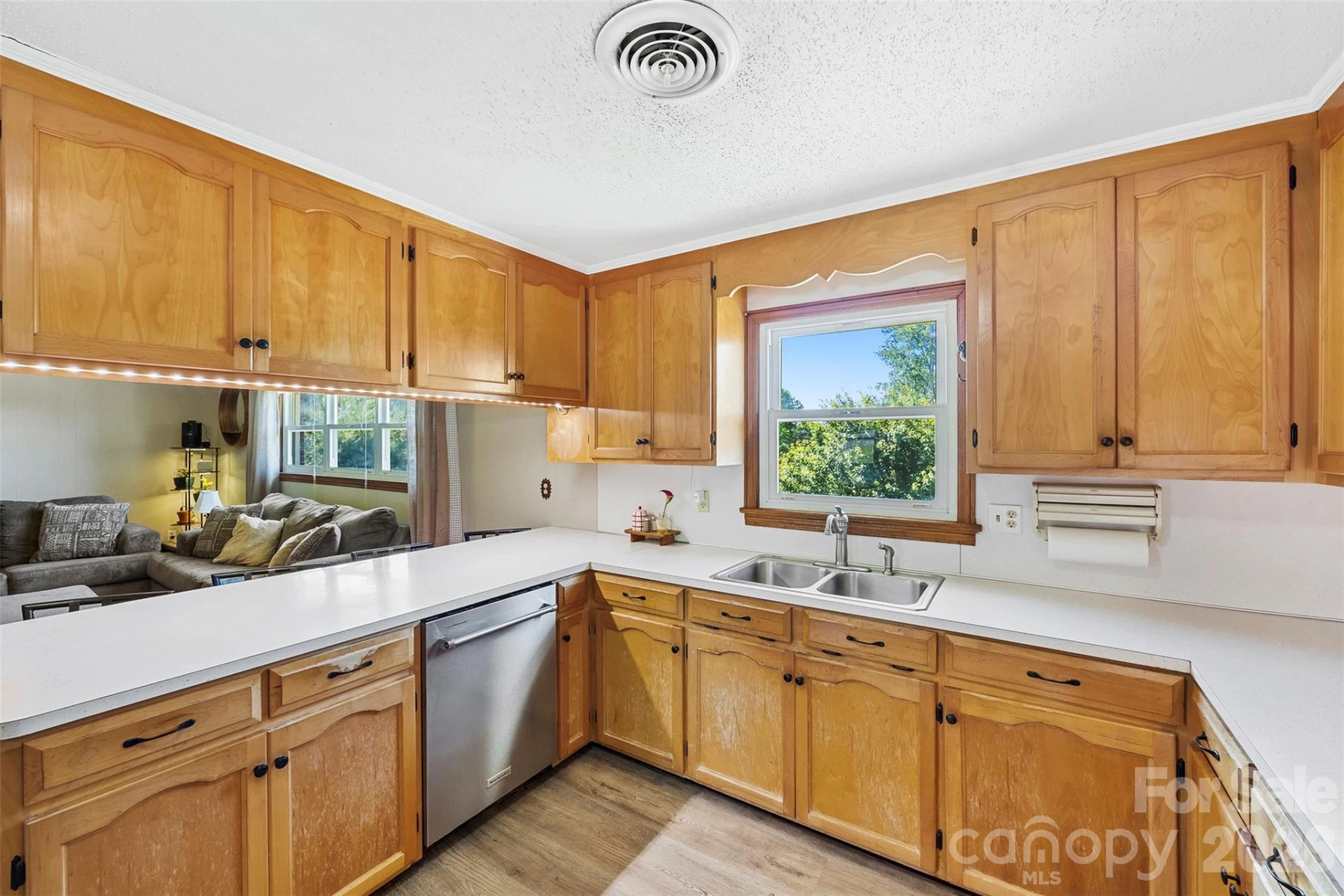 202 Museum Road - Photo 6
