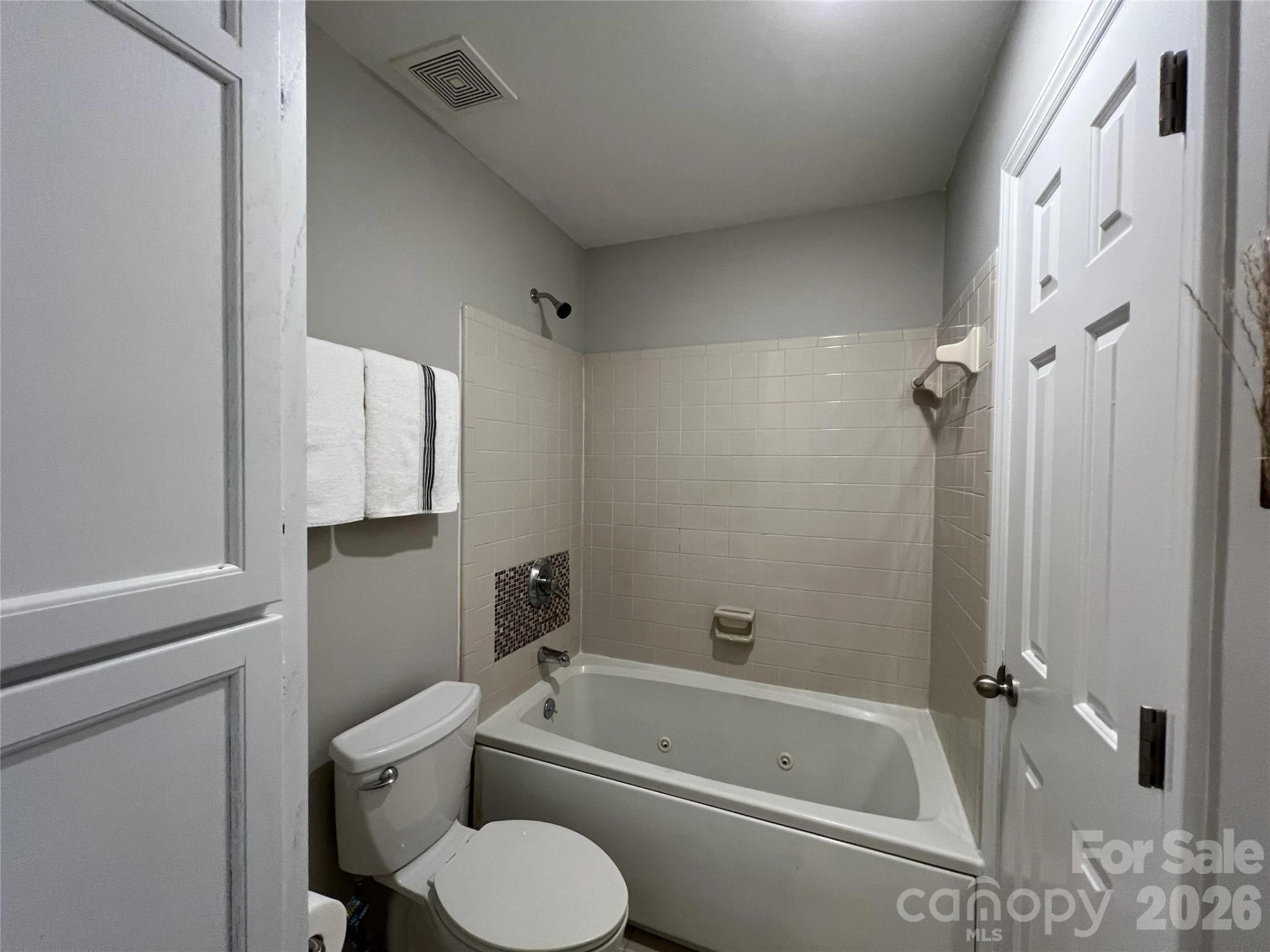 9041 J M Keynes Drive - Photo 14