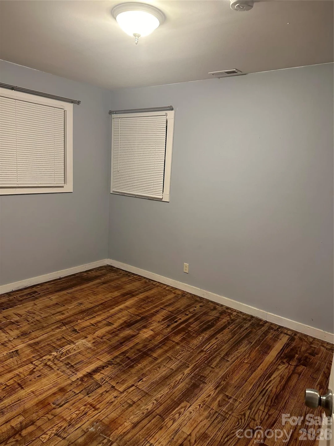 912 Broad Street - Photo 9