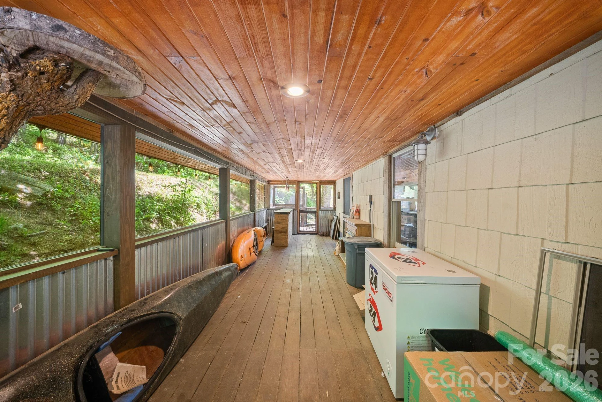 4606 Hemphill Road - Photo 32