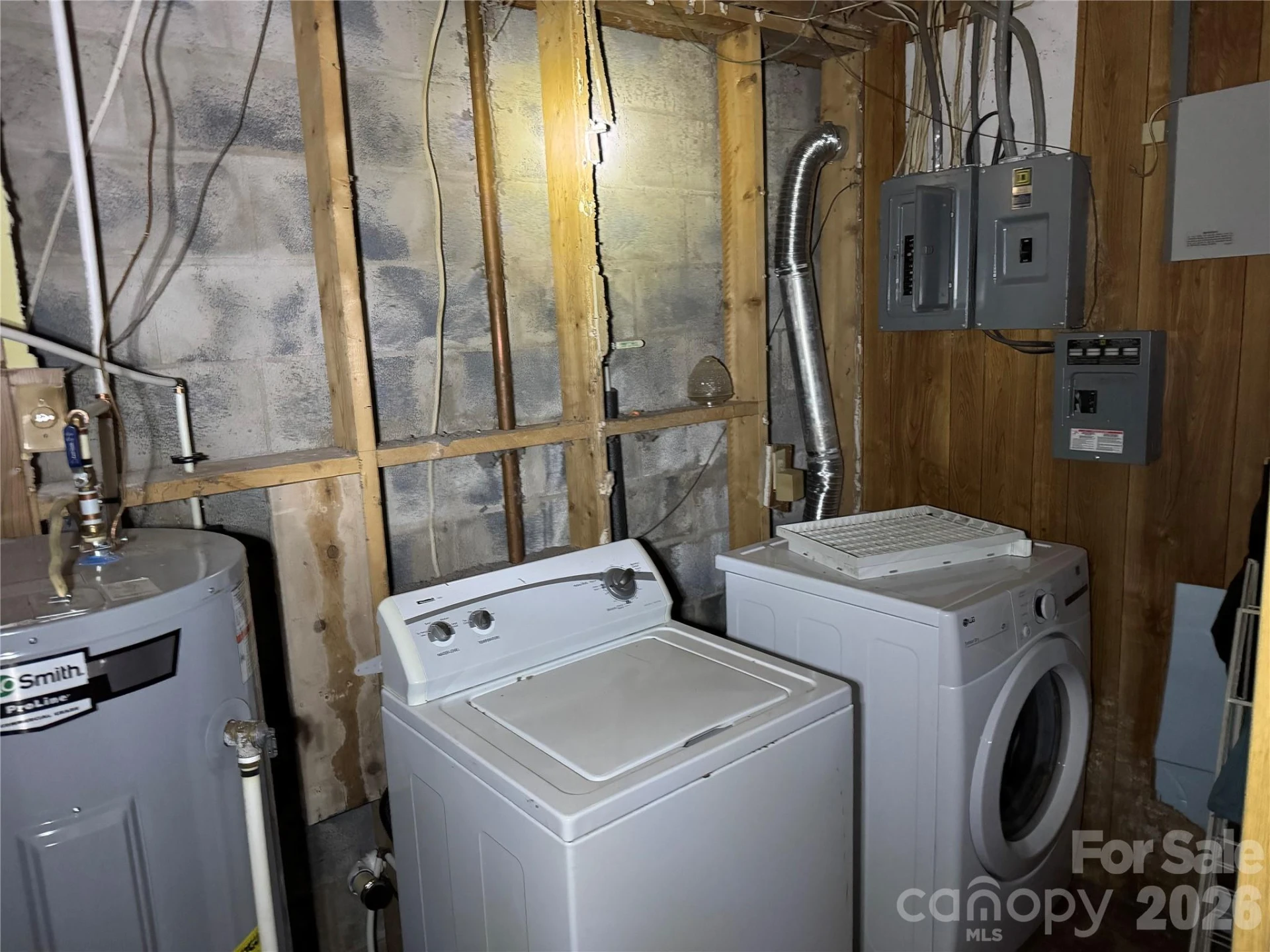 2085 Laurel Road - Photo 22