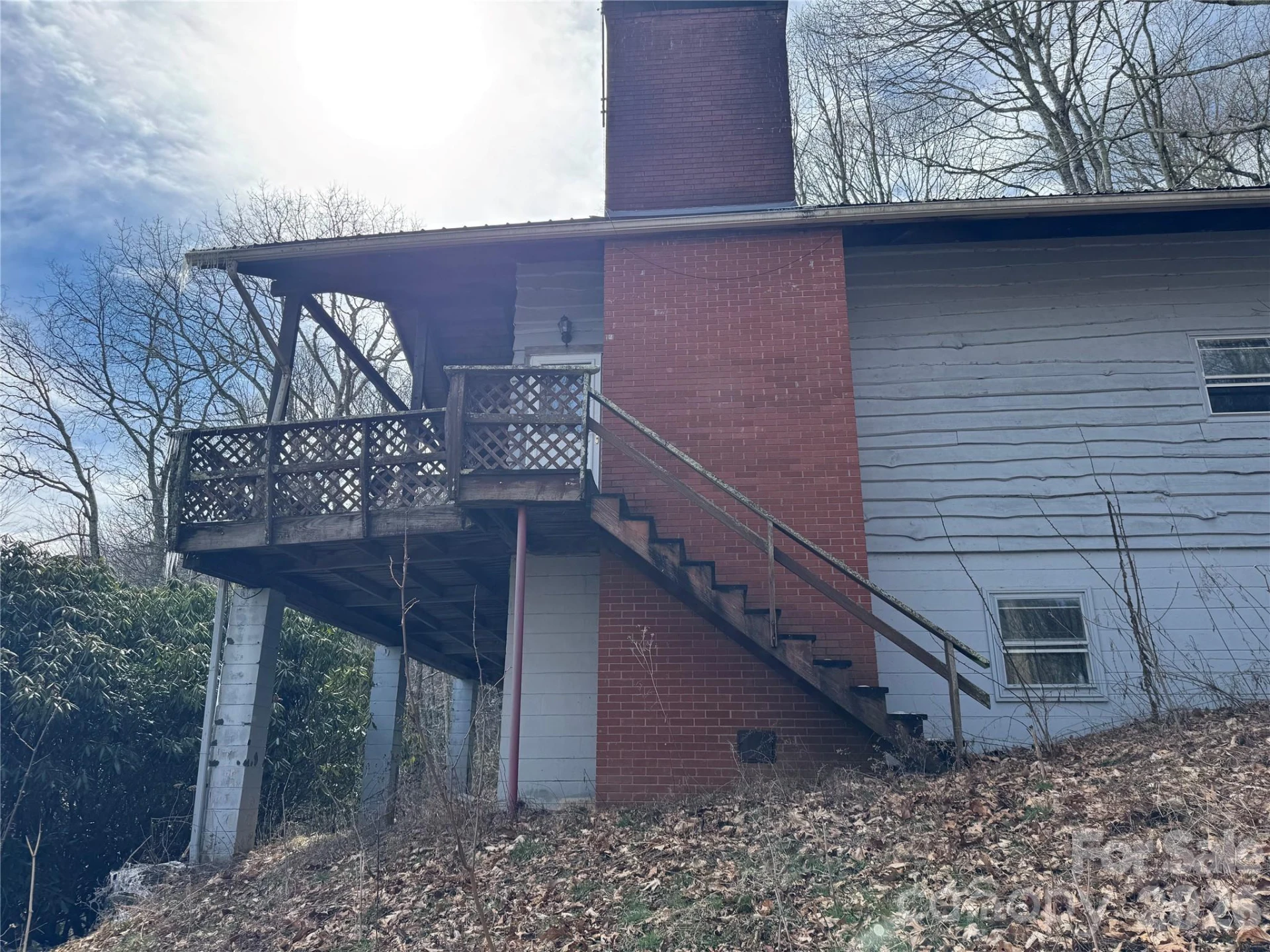 2085 Laurel Road - Photo 5