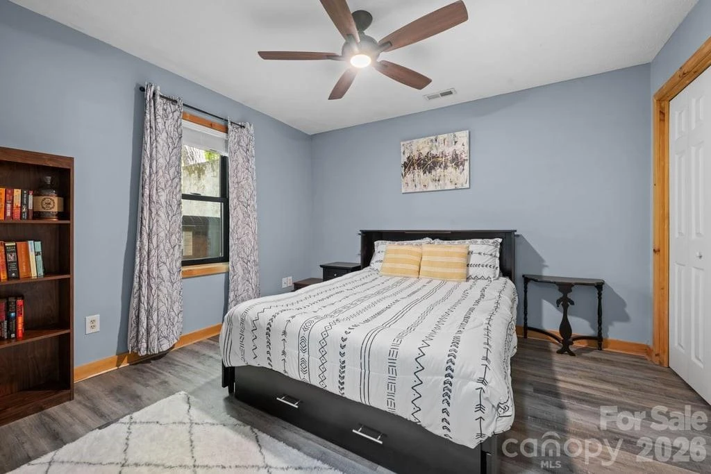 133 Brown Mountain Ridge Road - Photo 38