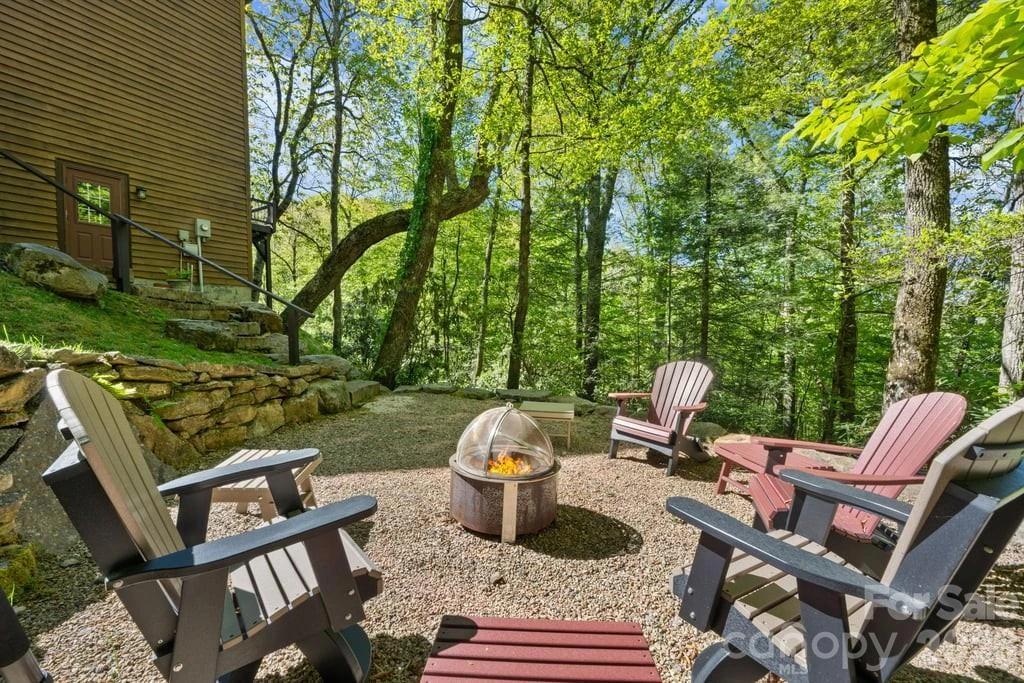 133 Brown Mountain Ridge Road - Photo 41
