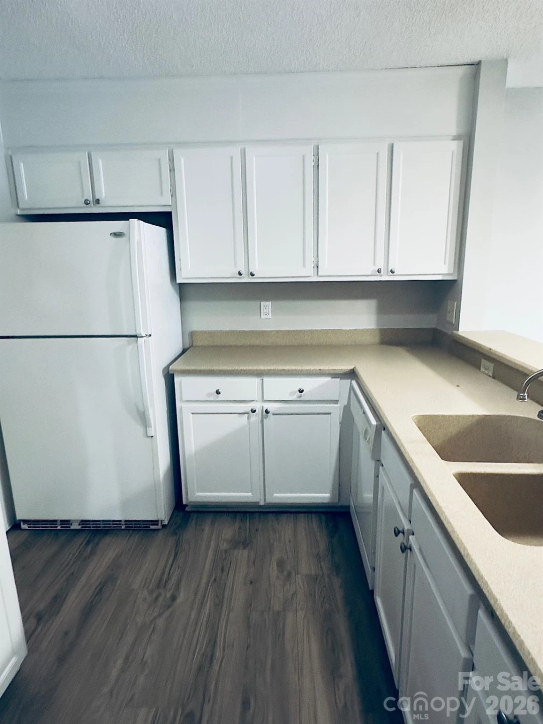9039 J M Keynes Drive - Photo 3