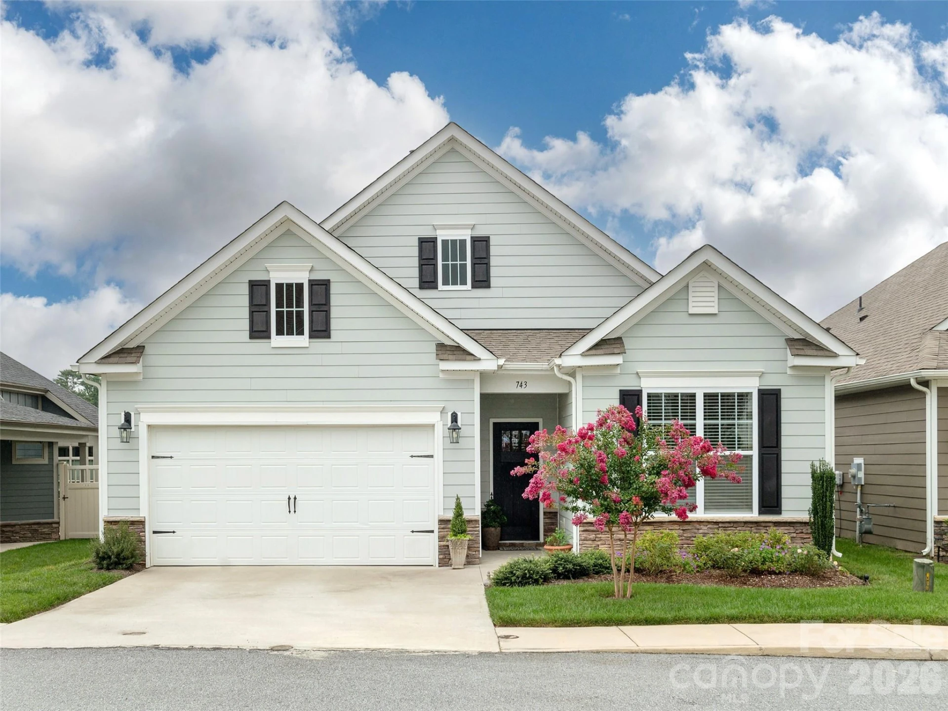 743 Summerfield Place - Photo 2
