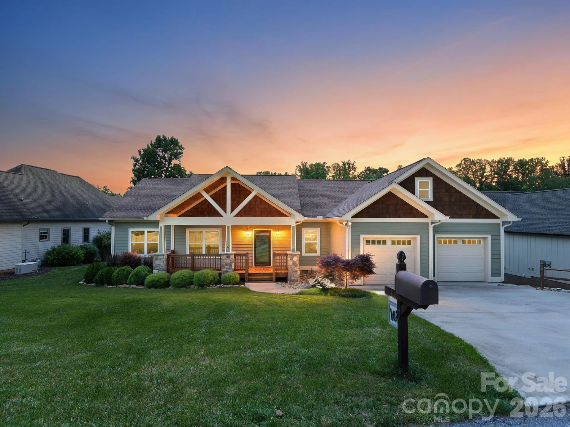 4 Farm Pond Lane