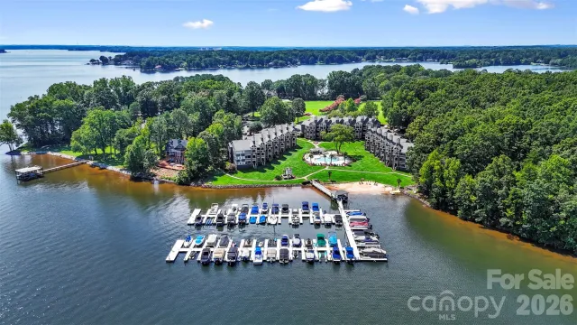 2121 Regatta Lane
