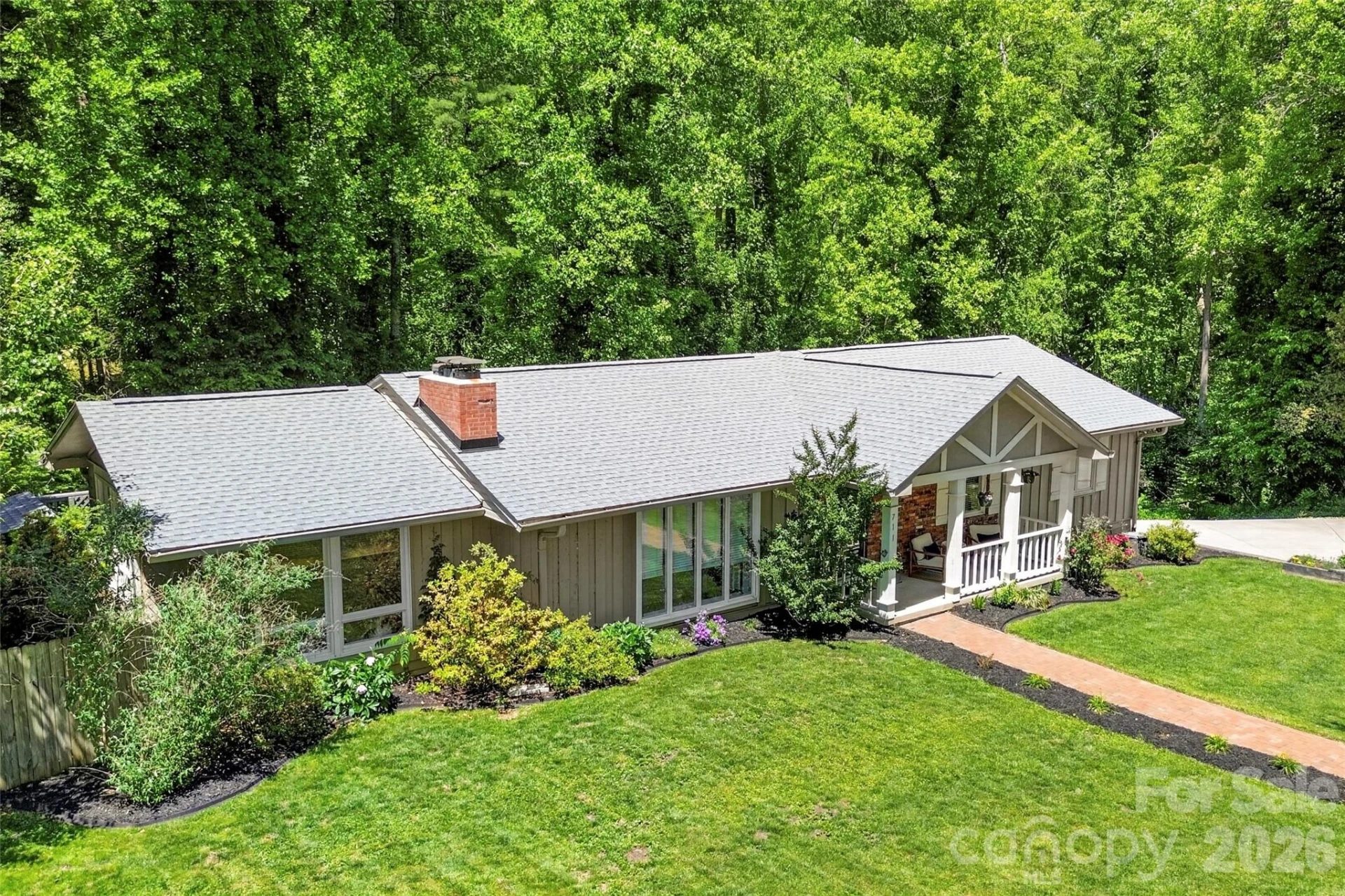 711 Oak Terrace Lane - Photo 2