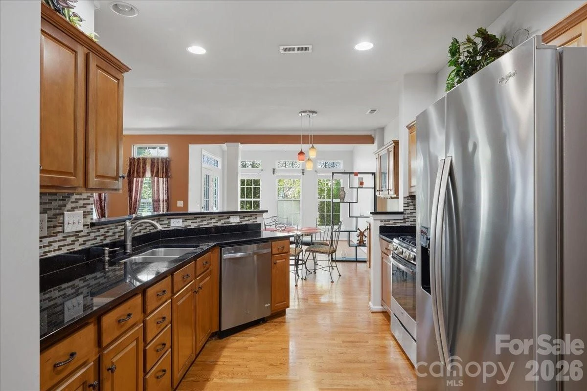 4209 Piccadilly Lane - Photo 8