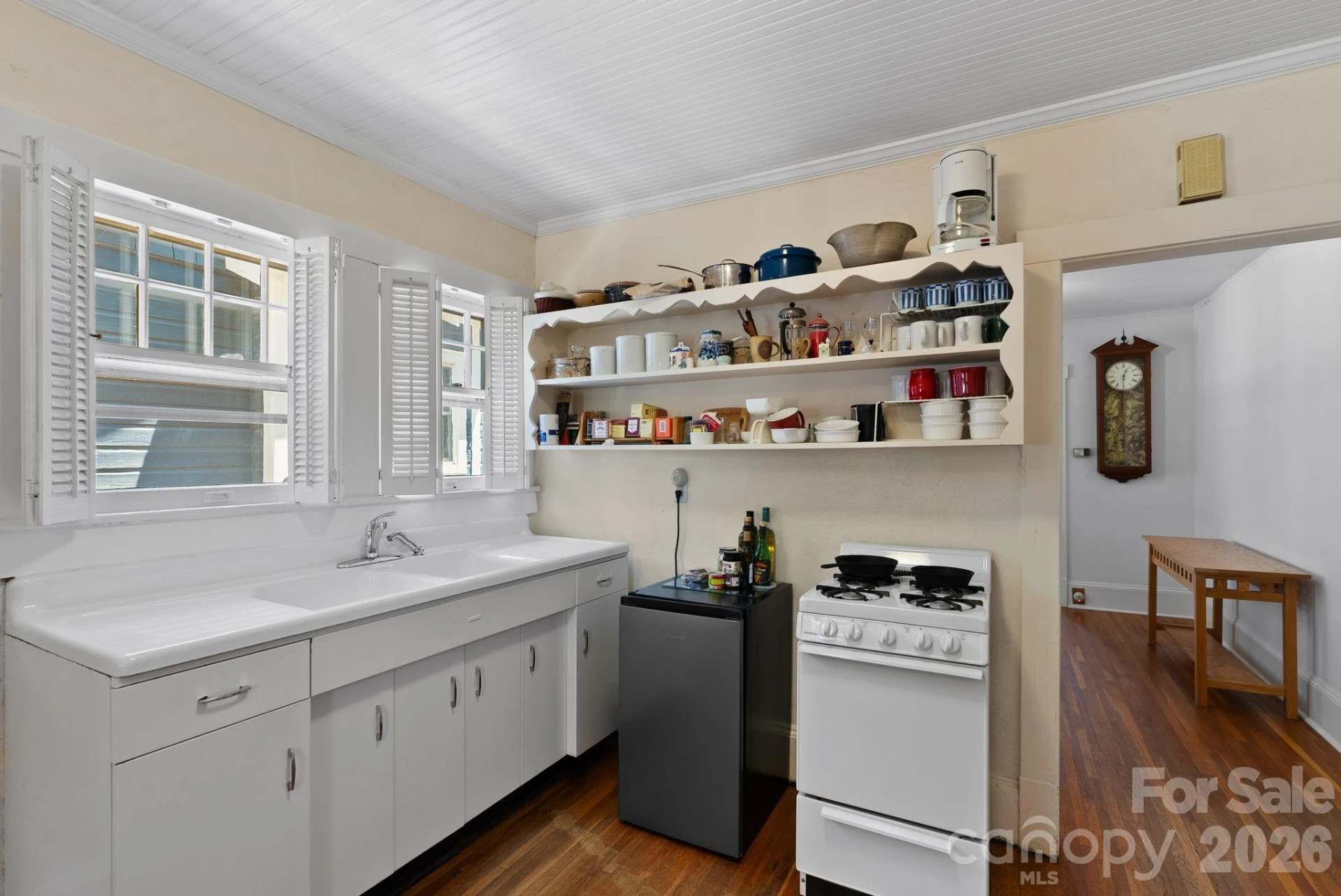 111 Norwood Avenue - Photo 12